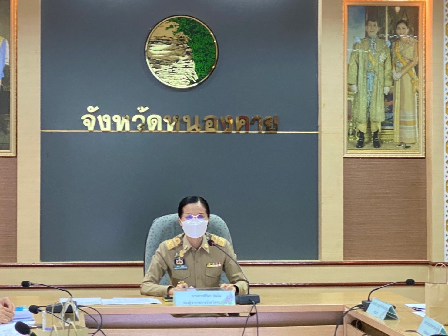 จังหวัดหนองคาย ประชุมคณะกรรมการขับเคลื่อนศูนย์แสดงและจำหน่ายผลิตภัณฑ์ OTOP จังหวัดหนองคาย ครั้งที่  ๕/๒๕๖๕