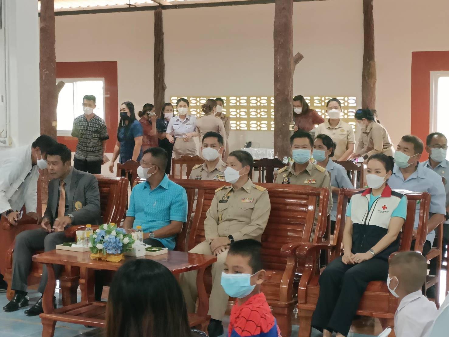 ผู้ว่าราชการจังหวัดหนองคาย มอบทุนอุปการะเด็ก กองทุนพัฒนาเด็กชนบทในพระราชูปถัมภ์ สมเด็จพระเทพรัตนราชสุดา สยามบรมราชกุมารี โครงการบริการจังหวัดเคลื่อนที่แบบบูรณาการ และหน่วยบำบัดทุกข์ บำรุงสุข จังหวัดหนองคาย