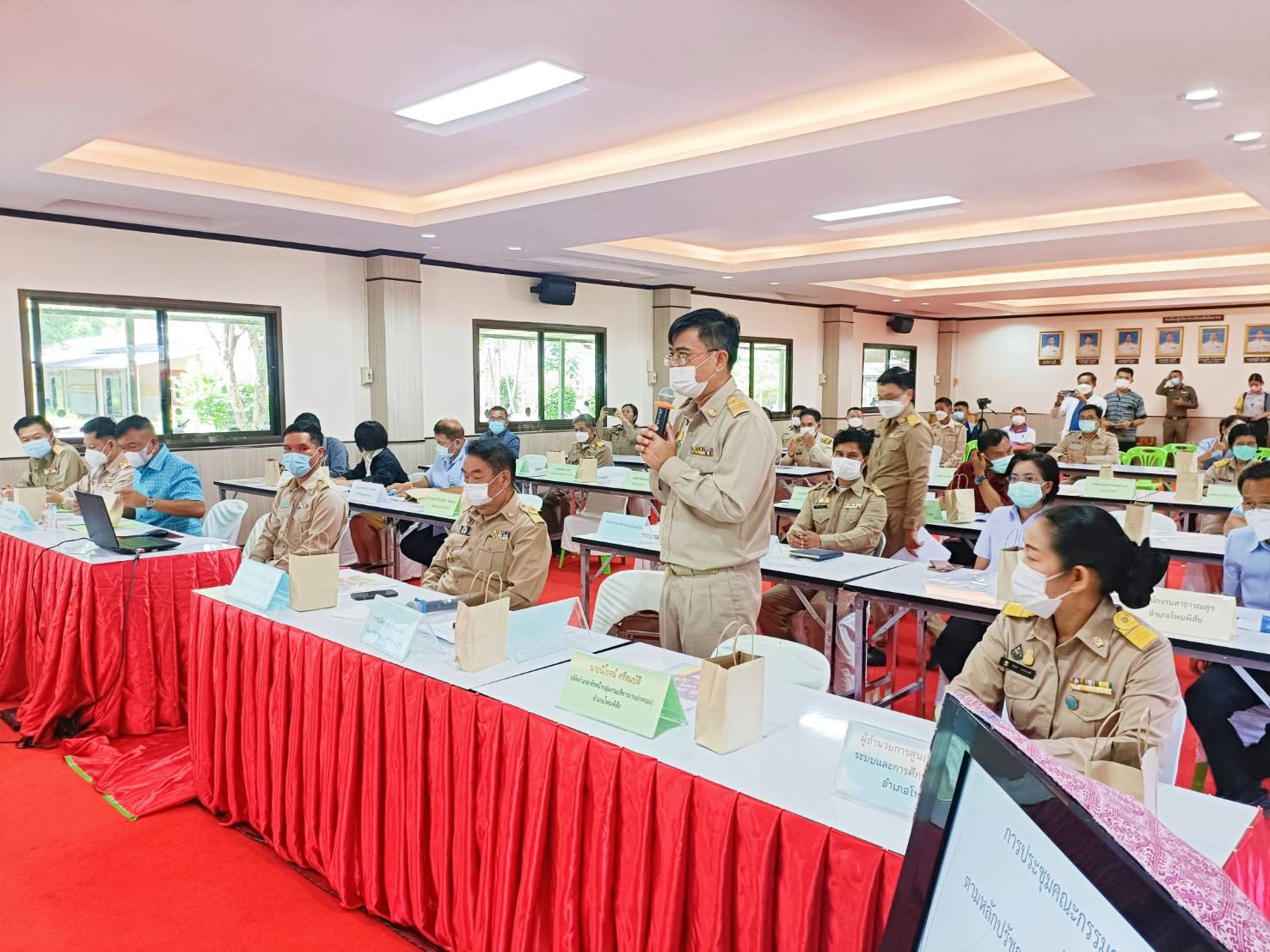 ผู้ว่าราชการจังหวัดหนองคาย มอบทุนอุปการะเด็ก กองทุนพัฒนาเด็กชนบทในพระราชูปถัมภ์ สมเด็จพระเทพรัตนราชสุดา สยามบรมราชกุมารี โครงการบริการจังหวัดเคลื่อนที่แบบบูรณาการ และหน่วยบำบัดทุกข์ บำรุงสุข จังหวัดหนองคาย