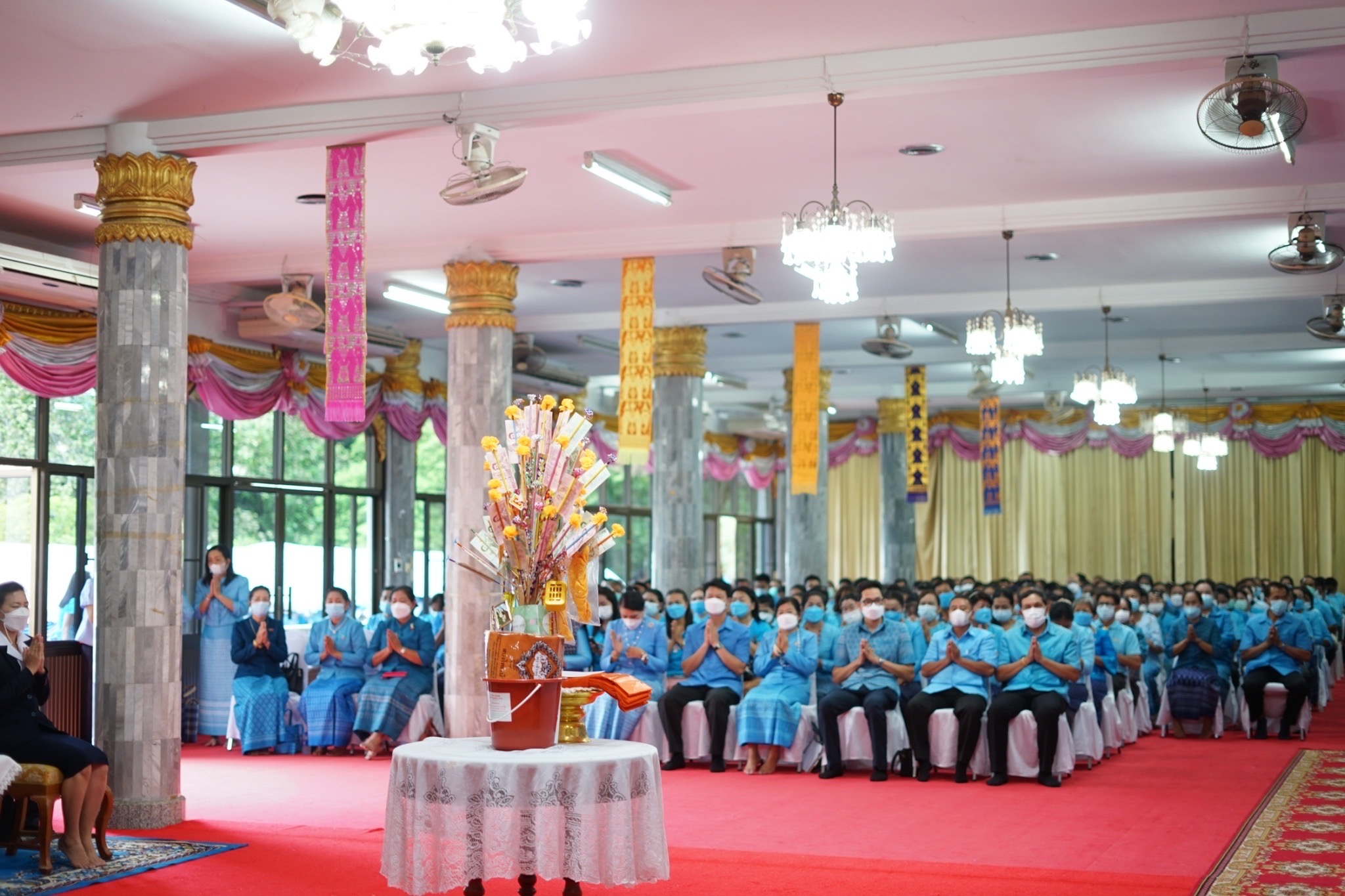 จังหวัดหนองคาย โดยสำนักงานพัฒนาชุมชนจังหวัดหนองคาย จัดกิจกรรมบริจาคโลหิตตามโครงการ “90 พรรษา 90 ล้านซีซีถวายราชสดุดี สมเด็จพระบรมราชชนนีพันปีหลวง”และกิจกรรมทอดผ้าป่า ภายใต้โครงการ “90 พรรษา 999 สมทบกองทุนศรัทธา ทุนปัญญา กองทุนแม่ของแผ่นดิน ทุนตั้งต้นแห่งความดีงาม” เฉลิมพระเกียรติ สมเด็จพระนางเจ้าสิริกิติ์ พระบรมราชินีนาถ พระบรมราชชนนีพันปีหลวง เนื่องในโอกาสมหามงคลเฉลิมพระชนมพรรษา 90 พรรษา 12 สิงหาคม 2565 