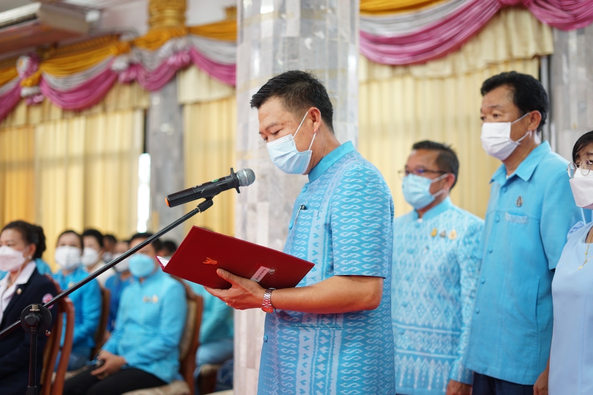 จังหวัดหนองคาย โดยสำนักงานพัฒนาชุมชนจังหวัดหนองคาย จัดกิจกรรมบริจาคโลหิตตามโครงการ “90 พรรษา 90 ล้านซีซีถวายราชสดุดี สมเด็จพระบรมราชชนนีพันปีหลวง”และกิจกรรมทอดผ้าป่า ภายใต้โครงการ “90 พรรษา 999 สมทบกองทุนศรัทธา ทุนปัญญา กองทุนแม่ของแผ่นดิน ทุนตั้งต้นแห่งความดีงาม” เฉลิมพระเกียรติ สมเด็จพระนางเจ้าสิริกิติ์ พระบรมราชินีนาถ พระบรมราชชนนีพันปีหลวง เนื่องในโอกาสมหามงคลเฉลิมพระชนมพรรษา 90 พรรษา 12 สิงหาคม 2565 