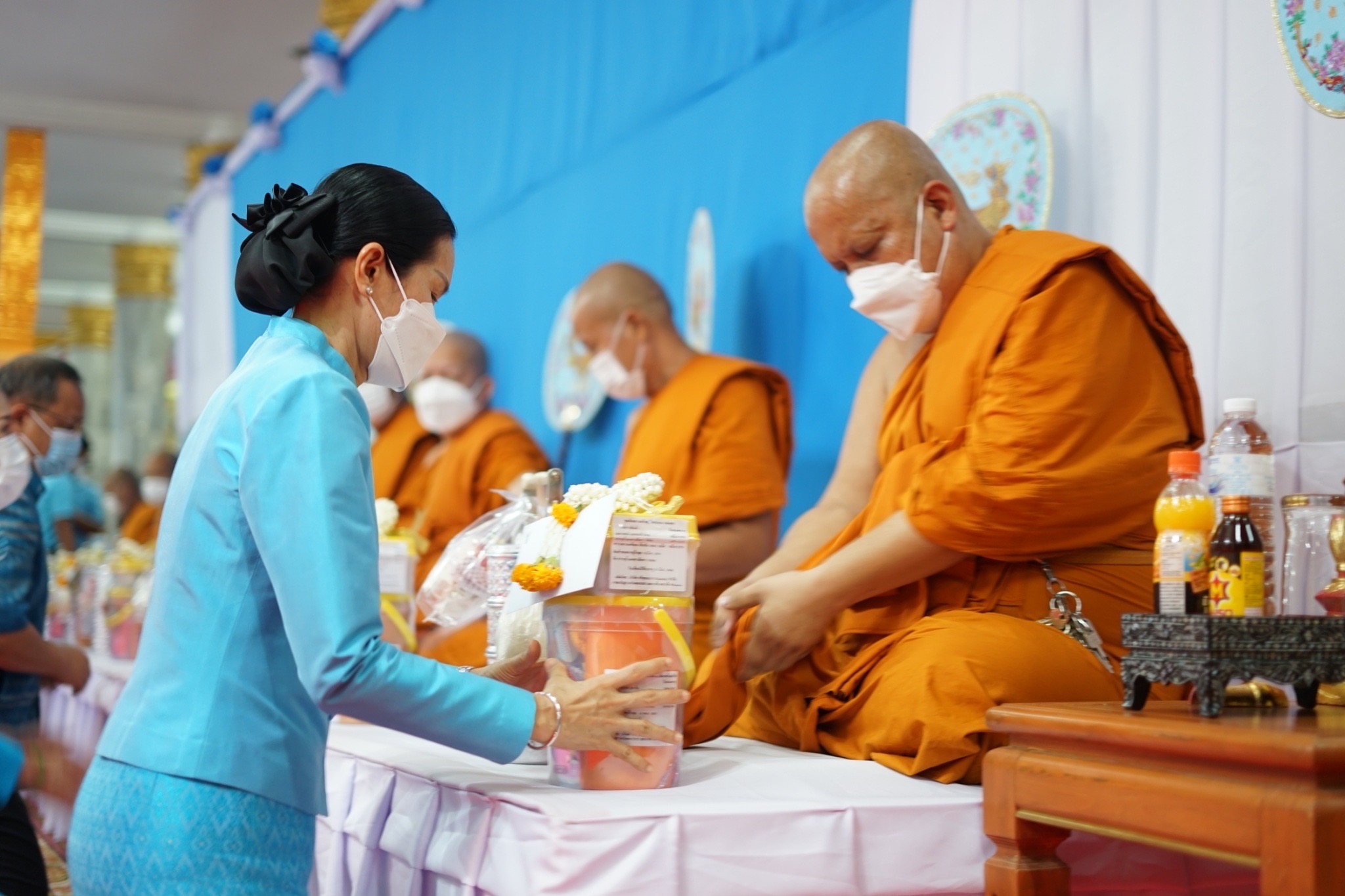 จังหวัดหนองคาย โดยสำนักงานพัฒนาชุมชนจังหวัดหนองคาย จัดกิจกรรมบริจาคโลหิตตามโครงการ “90 พรรษา 90 ล้านซีซีถวายราชสดุดี สมเด็จพระบรมราชชนนีพันปีหลวง”และกิจกรรมทอดผ้าป่า ภายใต้โครงการ “90 พรรษา 999 สมทบกองทุนศรัทธา ทุนปัญญา กองทุนแม่ของแผ่นดิน ทุนตั้งต้นแห่งความดีงาม” เฉลิมพระเกียรติ สมเด็จพระนางเจ้าสิริกิติ์ พระบรมราชินีนาถ พระบรมราชชนนีพันปีหลวง เนื่องในโอกาสมหามงคลเฉลิมพระชนมพรรษา 90 พรรษา 12 สิงหาคม 2565 