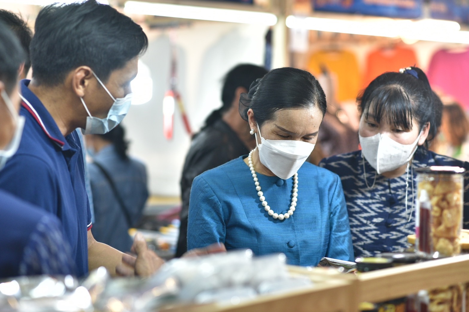 จังหวัดหนองคาย จัดโครงการเสริมสร้างพัฒนาและยกระดับผลิตภัณฑ์สินค้าและบริการของจังหวัดหนองคาย ภายใต้งาน “มหกรรมแสดงและจำหน่ายผลิตภัณฑ์ OTOP หนองคาย”