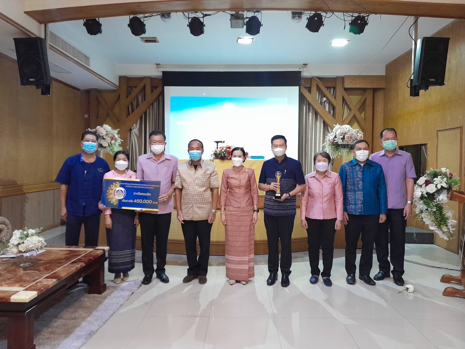 พช.หนองคาย จัดโครงการเสริมสร้างศักยภาพบุคลากรในการปฏิบัติงานเพื่อขับเคลื่อนงานพัฒนาชุมชน