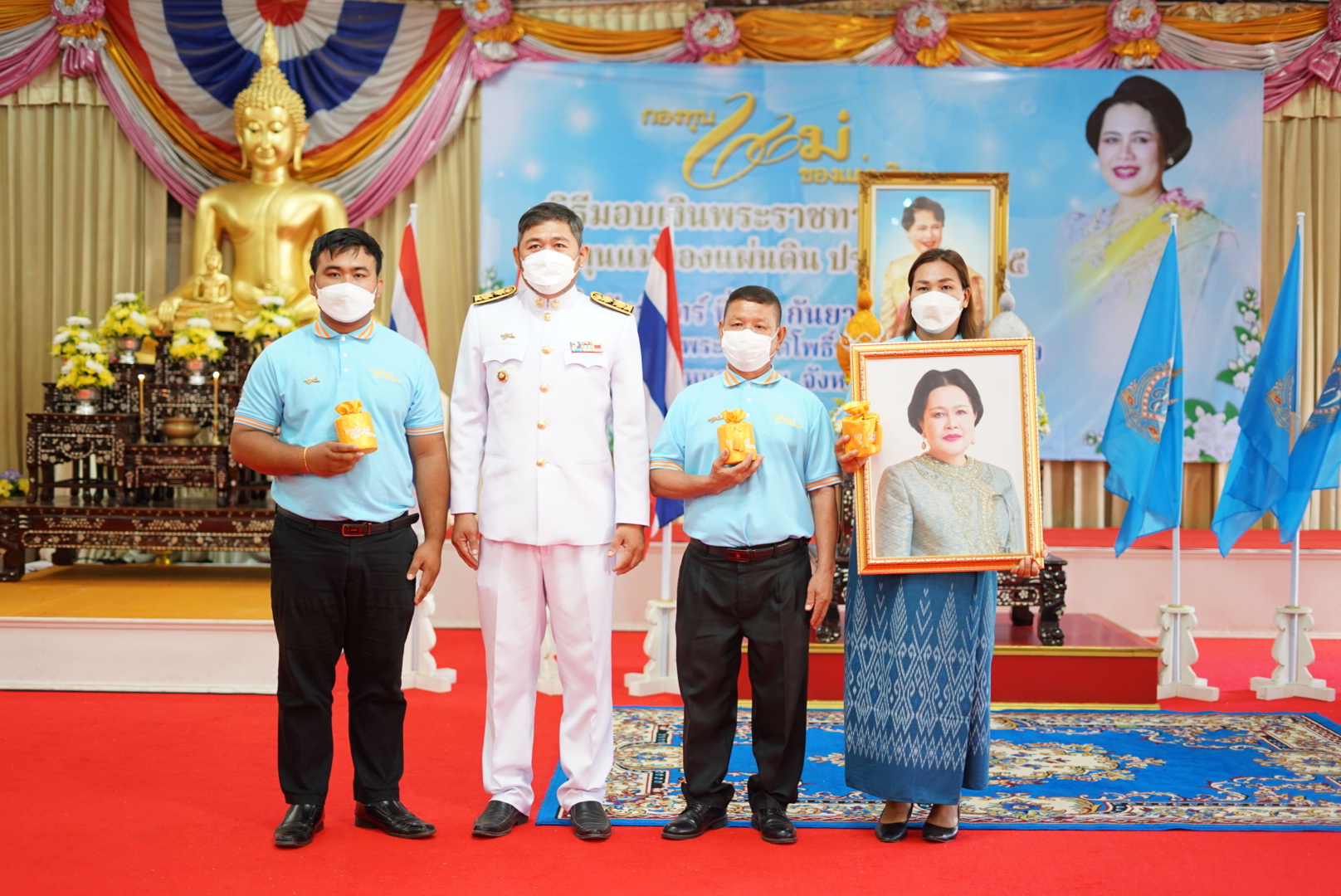 พช.หนองคาย จัดพิธีมอบเงินพระราชทานขวัญถุงกองทุนแม่ของแผ่นดิน ประจำปี 2564 และ 2565