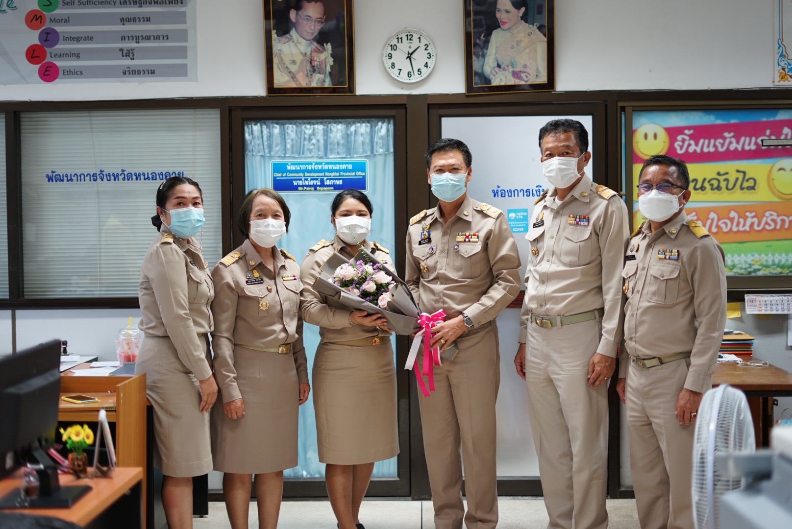 พจ.หนองคาย ต้อนรับข้าราชการที่ย้ายมาดำรงตำแหน่งใหม่ ณ สำนักงานพัฒนาชุมชจังหวัดหนองคาย