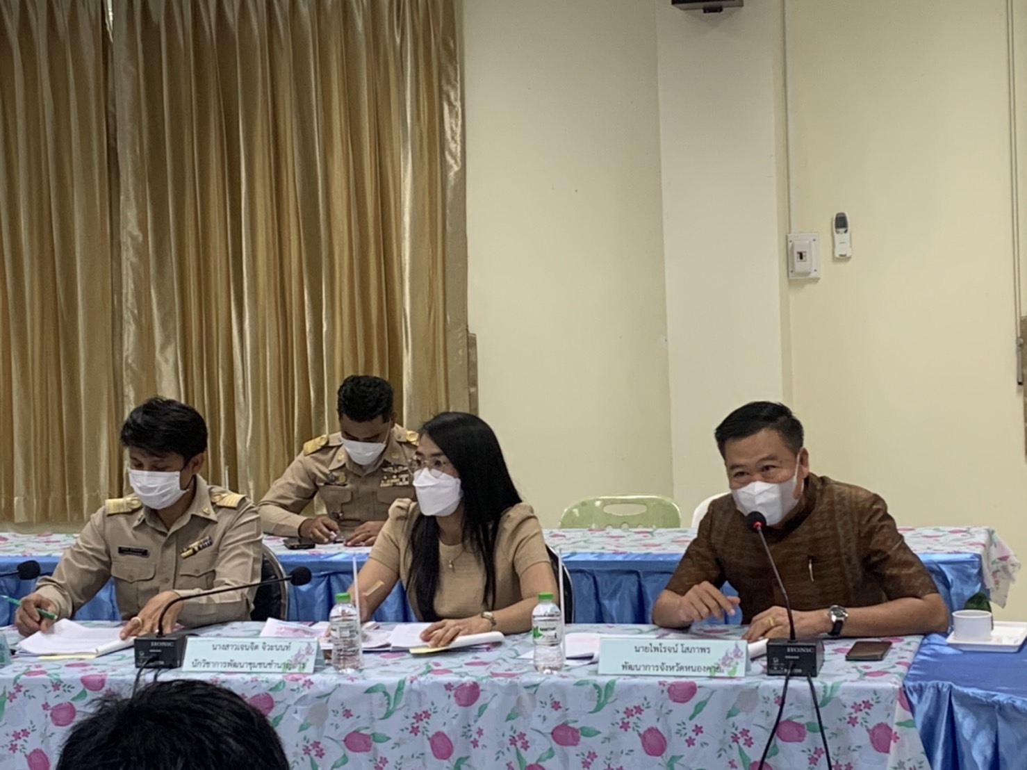 พช.หนองคาย ประชุมคณะกรรมการขับเคลื่อนศูนย์แสดงและจำหน่ายผลิตภัณฑ์ OTOP จังหวัดหนองคาย ครั้งที่  ๖/ ๒๕๖๕