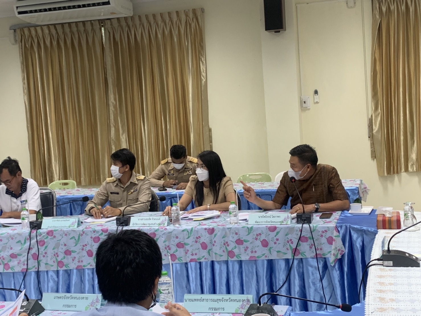 พช.หนองคาย ประชุมคณะกรรมการขับเคลื่อนศูนย์แสดงและจำหน่ายผลิตภัณฑ์ OTOP จังหวัดหนองคาย ครั้งที่  ๖/ ๒๕๖๕