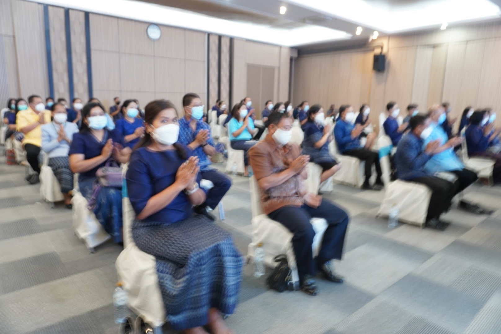 พช.หนองคาย จัดกิจกรรมทำบุญเนื่องในโอกาสวันคล้ายวันก่อตั้งกรมการพัฒนาชุมชน ครบรอบ 60 ปี