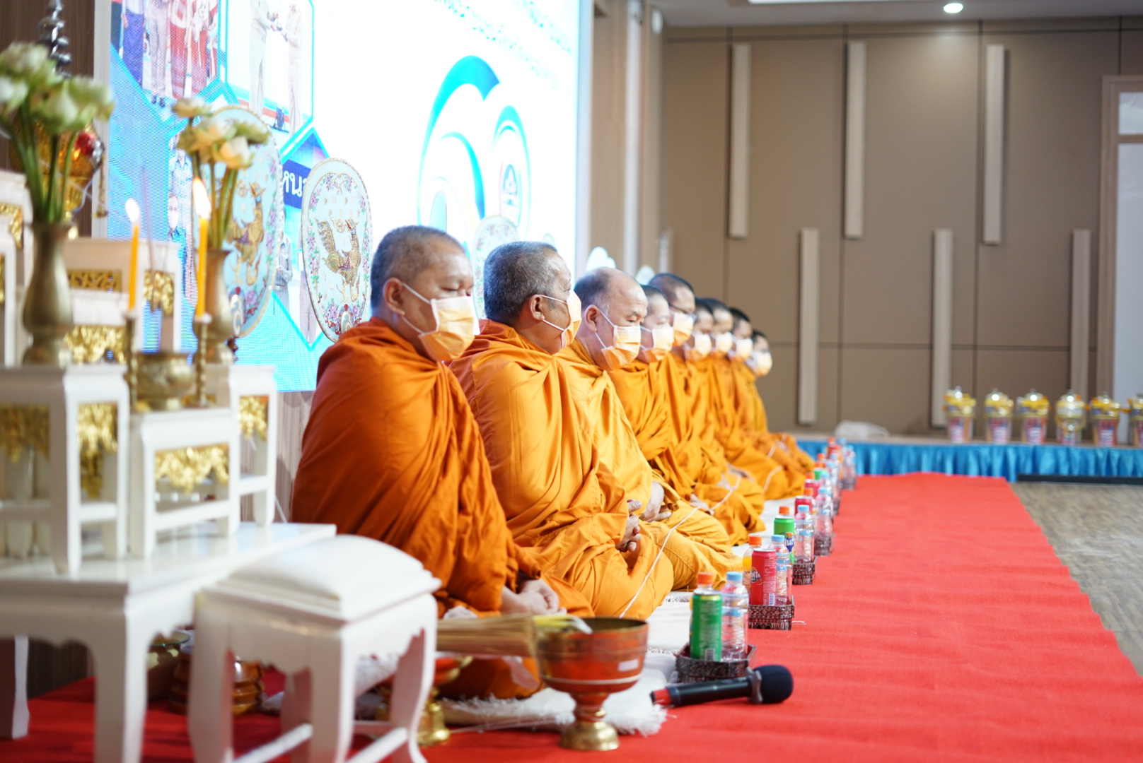 พช.หนองคาย จัดกิจกรรมทำบุญเนื่องในโอกาสวันคล้ายวันก่อตั้งกรมการพัฒนาชุมชน ครบรอบ 60 ปี