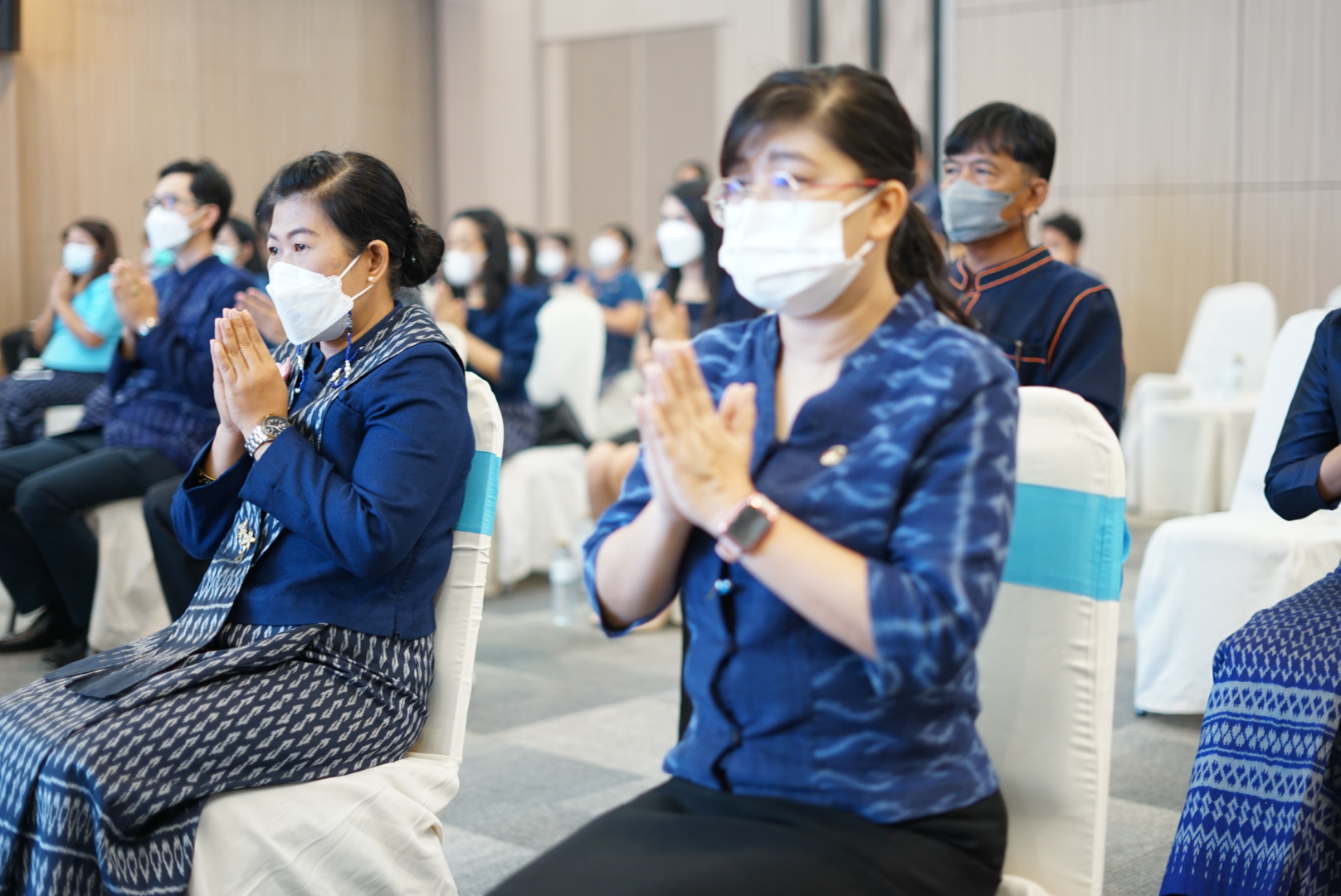 พช.หนองคาย จัดกิจกรรมทำบุญเนื่องในโอกาสวันคล้ายวันก่อตั้งกรมการพัฒนาชุมชน ครบรอบ 60 ปี