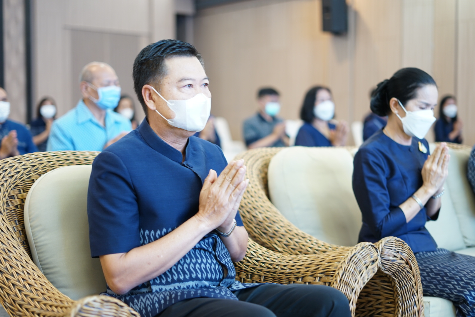 พช.หนองคาย จัดกิจกรรมทำบุญเนื่องในโอกาสวันคล้ายวันก่อตั้งกรมการพัฒนาชุมชน ครบรอบ 60 ปี