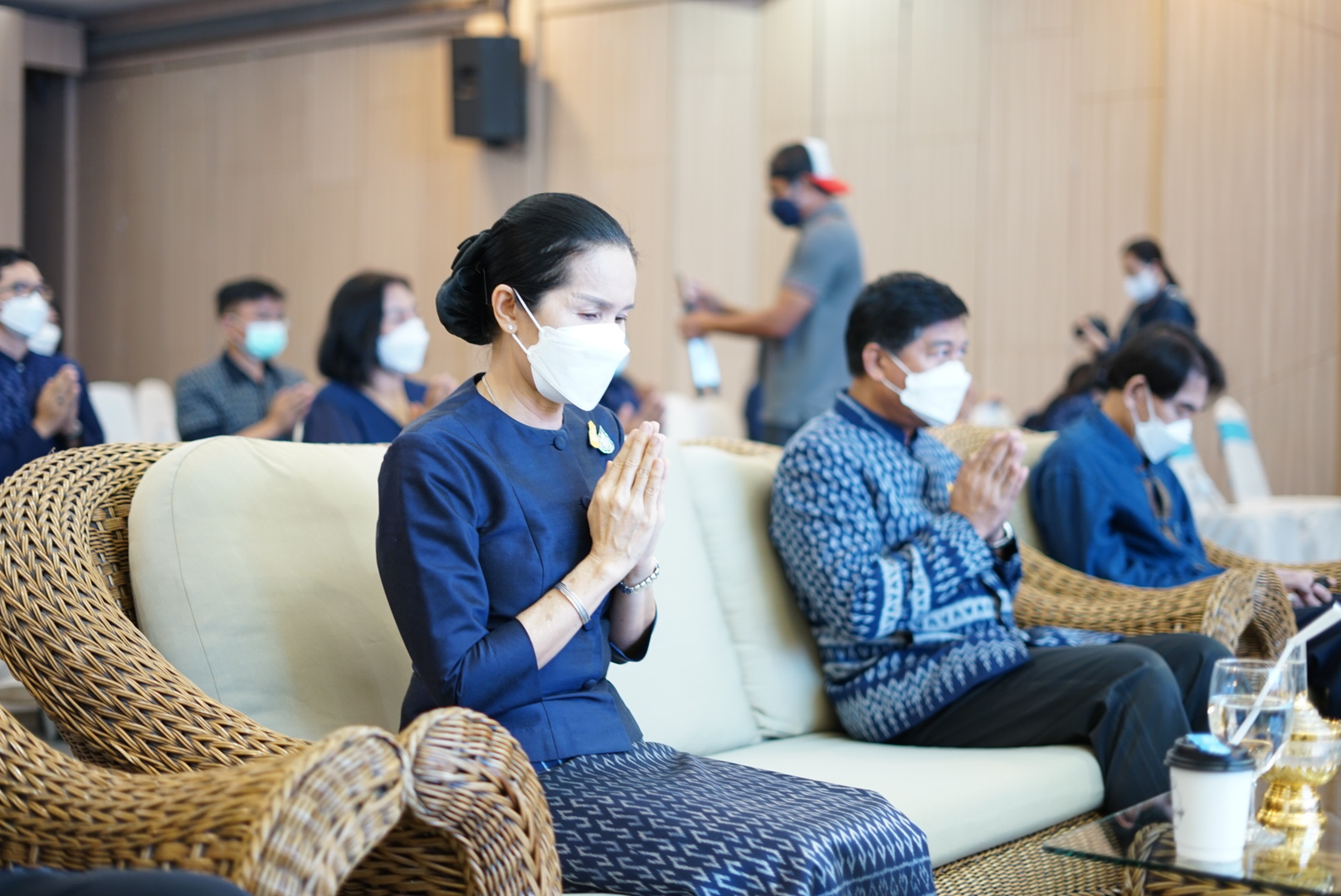 พช.หนองคาย จัดกิจกรรมทำบุญเนื่องในโอกาสวันคล้ายวันก่อตั้งกรมการพัฒนาชุมชน ครบรอบ 60 ปี