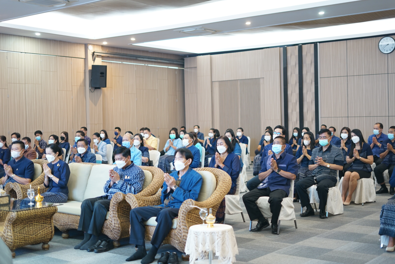 พช.หนองคาย จัดกิจกรรมทำบุญเนื่องในโอกาสวันคล้ายวันก่อตั้งกรมการพัฒนาชุมชน ครบรอบ 60 ปี