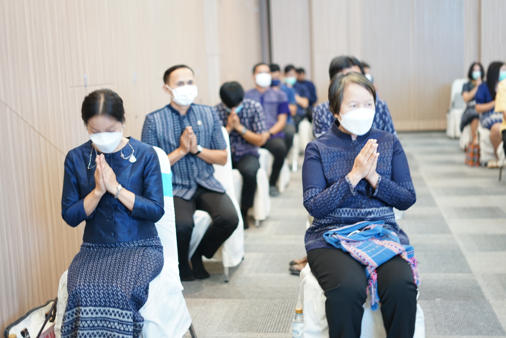 พช.หนองคาย จัดกิจกรรมทำบุญเนื่องในโอกาสวันคล้ายวันก่อตั้งกรมการพัฒนาชุมชน ครบรอบ 60 ปี