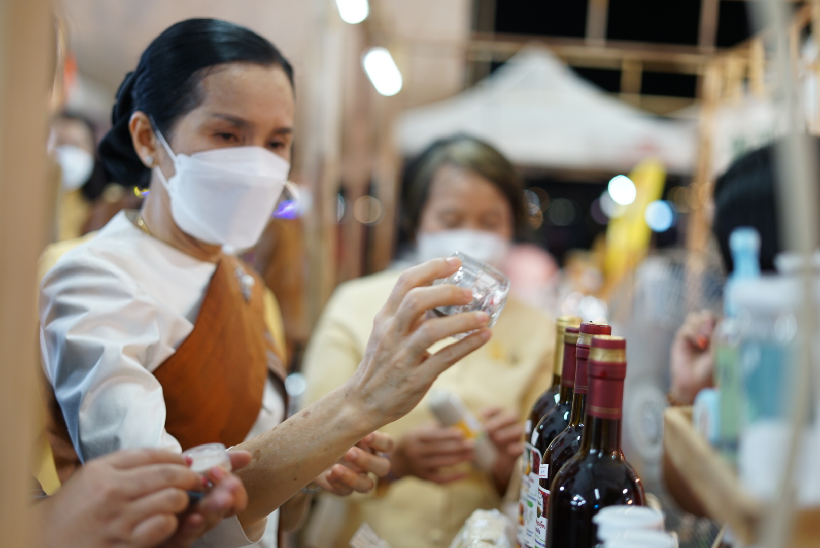 พัฒนาชุมชนจังหวัดหนองคาย จัดงาน OTOP บั้งไฟพญานาคโลก เพื่อแลกเปลี่ยนเรียนรู้ การผลิต การจำหน่ายสินค้าร่วมกัน และเพิ่มช่องทางการตลาดให้กับผู้ผลิต ผู้ประกอบการ OTOP