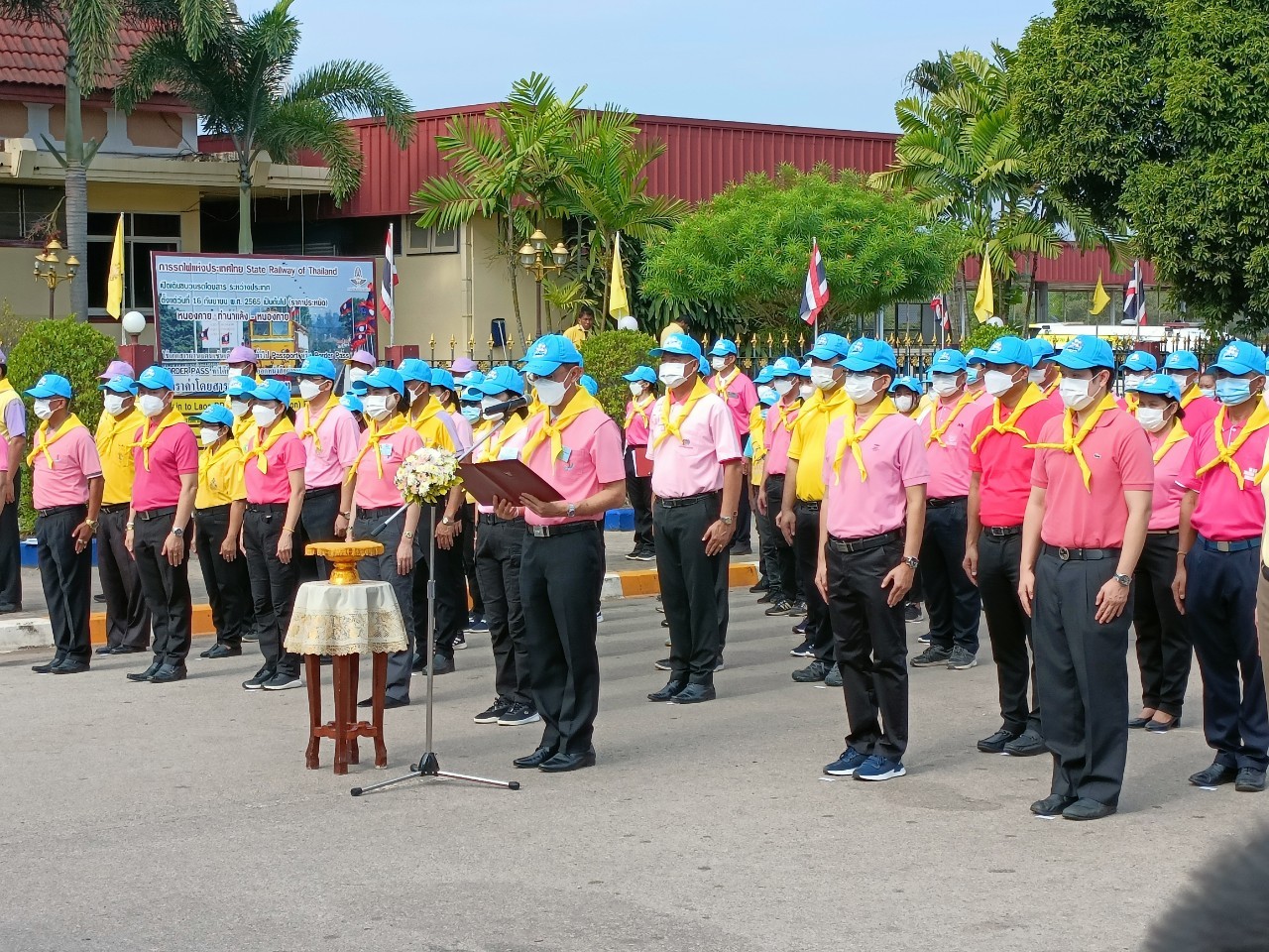 พช.หนองคาย ร่วมกิจกรรมจิตอาสาพัฒนาเนื่องในโอกาสวันคล้ายวันสวรรคตพระบาทสมเด็จพระจุลจอมเกล้าเจ้าอยู่หัว “วันปิยมหาราช”