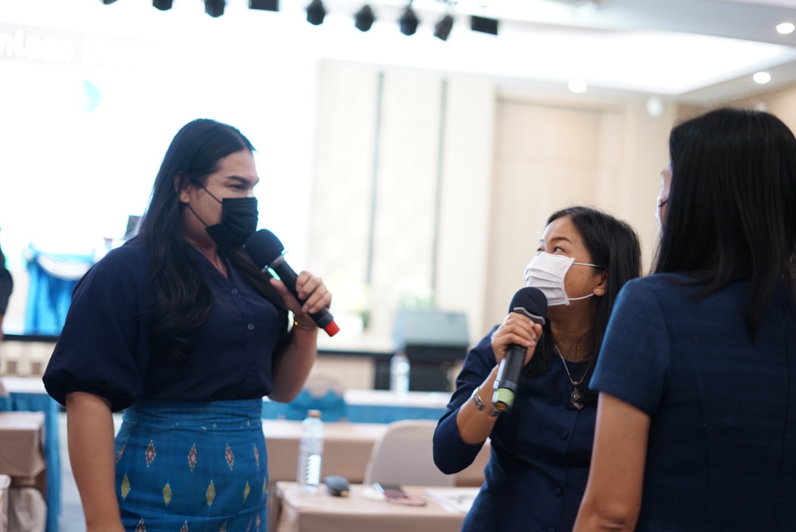 พัฒนาชุมชนจังหวัดหนองคาย ติวเข้มเทคนิคเขียนข่าวและการใช้สื่อโซเชียลในการสร้างภาพลักษณ์ที่ดี ภายใต้โครงการเสริมสร้างศักยภาพบุคลากรในการปฏิบัติงานเพื่อขับเคลื่อนงานพัฒนาชุมชน