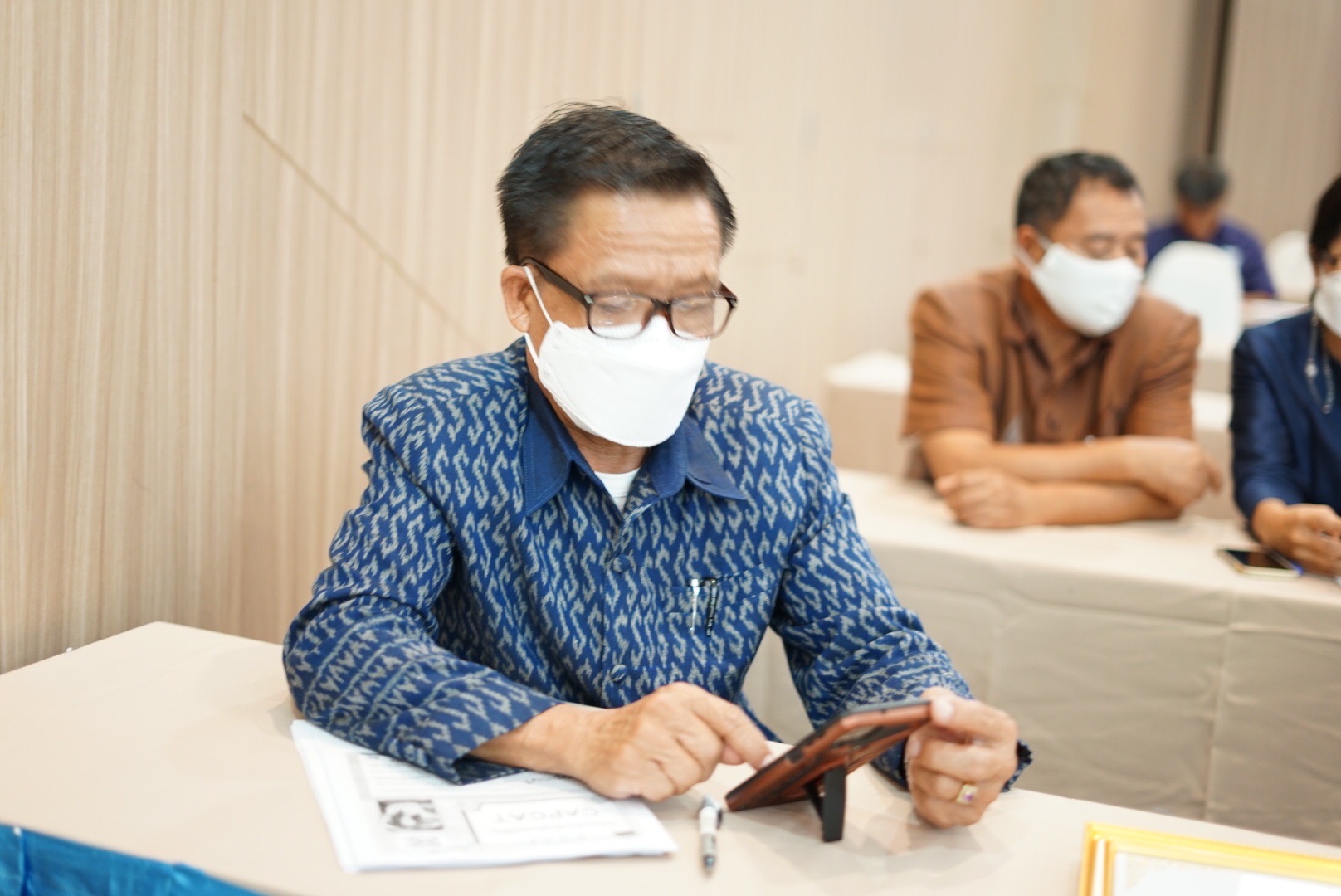 พัฒนาชุมชนจังหวัดหนองคาย ติวเข้มเทคนิคเขียนข่าวและการใช้สื่อโซเชียลในการสร้างภาพลักษณ์ที่ดี ภายใต้โครงการเสริมสร้างศักยภาพบุคลากรในการปฏิบัติงานเพื่อขับเคลื่อนงานพัฒนาชุมชน