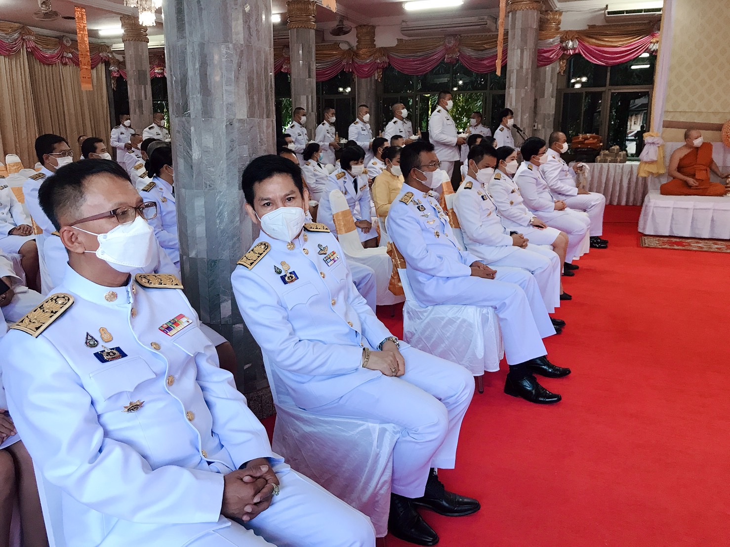 พช.หนองคาย ร่วมพิธีทำบุญตักบาตรถวายพระราชกุศลและน้อมรำลึกในพระมหากรุณาธิคุณ เนื่องในวันคล้ายวันสวรรคต พระบาทสมเด็จพระบรมชนกาธิเบศร มหาภูมิพลอดุลยเดชมหาราช บรมนาถบพิตร 13 ตุลาคม 2565