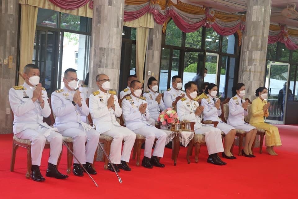 พช.หนองคาย ร่วมพิธีทำบุญตักบาตรถวายพระราชกุศลและน้อมรำลึกในพระมหากรุณาธิคุณ เนื่องในวันคล้ายวันสวรรคต พระบาทสมเด็จพระบรมชนกาธิเบศร มหาภูมิพลอดุลยเดชมหาราช บรมนาถบพิตร 13 ตุลาคม 2565