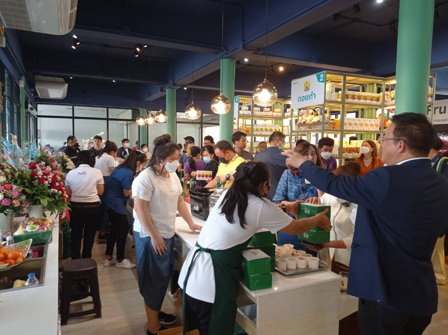 พช.หนองคาย ร่วมแสดงความยินดีในพิธีเปิดร้านฟาร์มสเตชั่น สถานีผัก ผลไม้ มาตรฐาน GAP หนองคาย