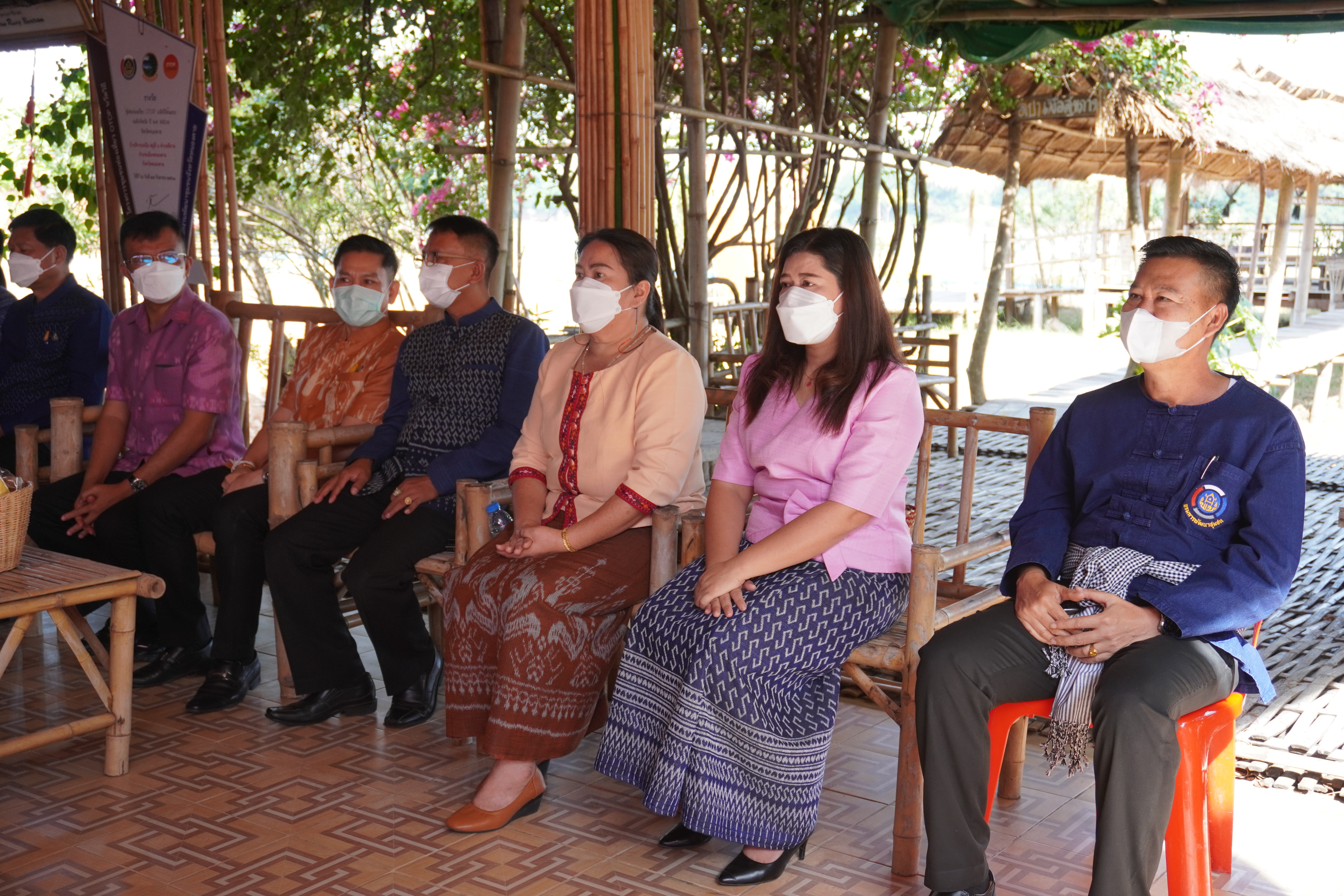 พช.หนองคาย ฝึกปฏิบัติการสร้างความมั่นคงทางอาหาร ในพื้นที่ 30 ตารางวา เรียนรู้การใช้พื้นที่ที่มีอย่างจำกัดให้เกิดประโยชน์สูงสุด ในการสร้างความมั่นคงทางอาหารให้กับครัวเรือน