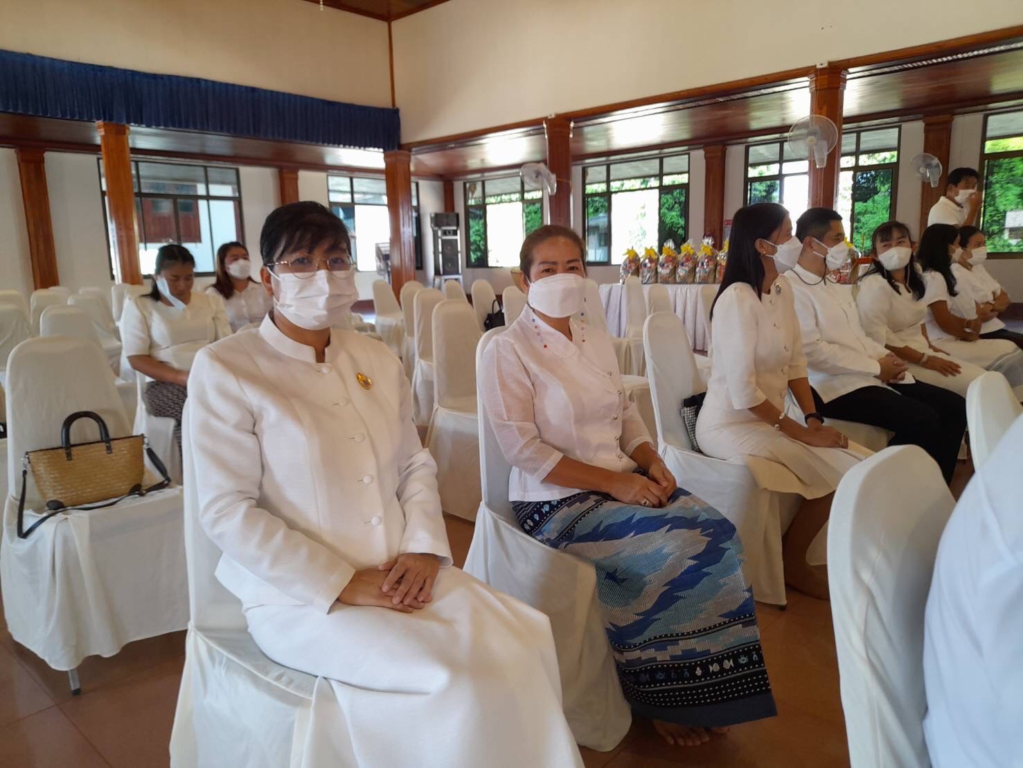 พช.หนองคาย ร่วมพิธีทำบุญและฟังเทศน์เฉลิมพระเกียรติ บทพระธรรมเทศนาเฉลิมพระธรรมบารมีใน “อุภินนมัตถจรกถา” เฉลิมพระธรรมบารมีสมเด็จพระนางเจ้าสิริกิติ์ พระบรมราชินีนาถ พระบรมราชชนนีพันปีหลวง