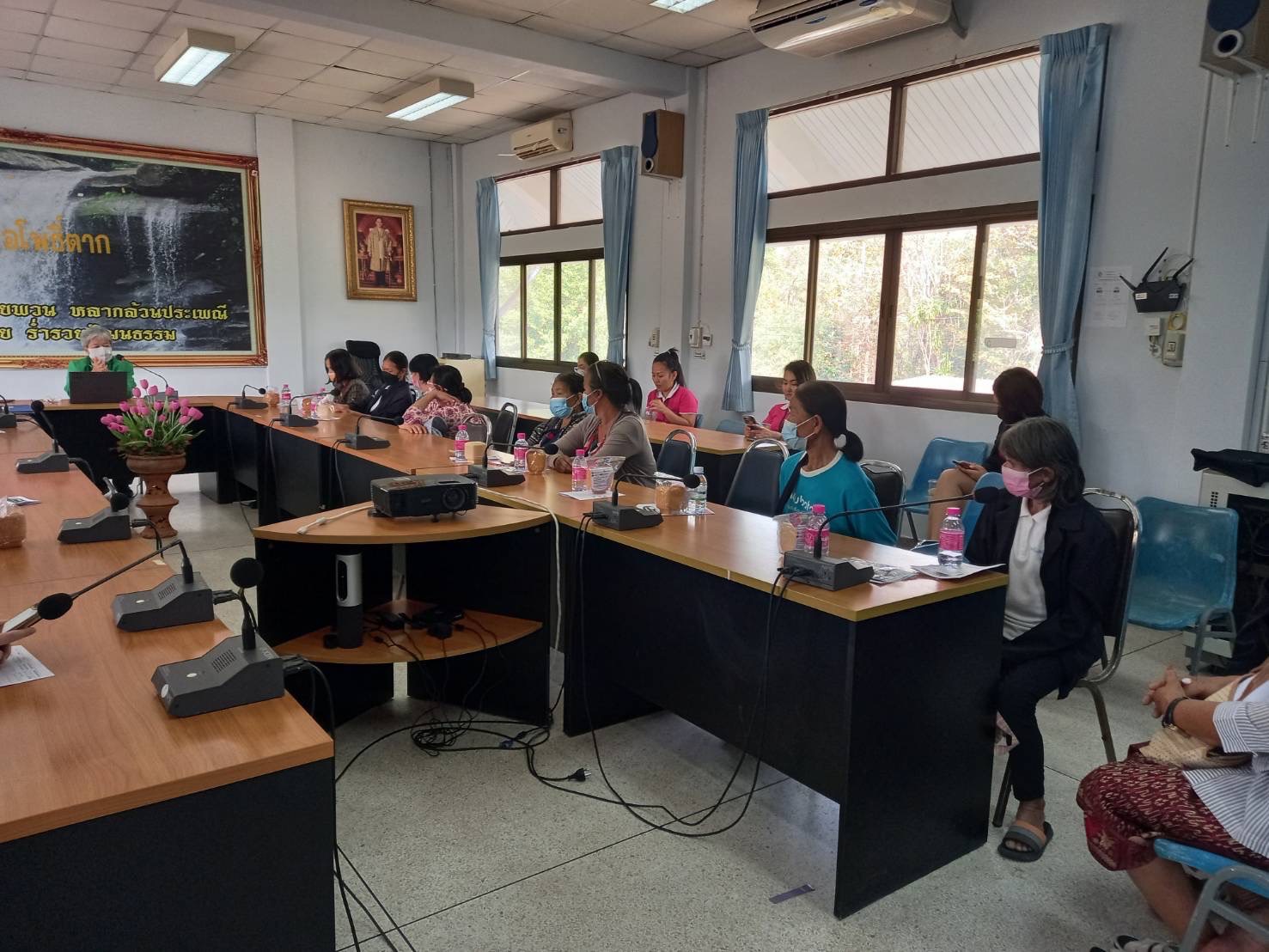 พช.หนองคาย ดำเนินมาตรการปรับโครงสร้างหนี้ แก่สมาชิกกองทุนพัฒนาบทบาทสตรีจังหวัดหนองคาย