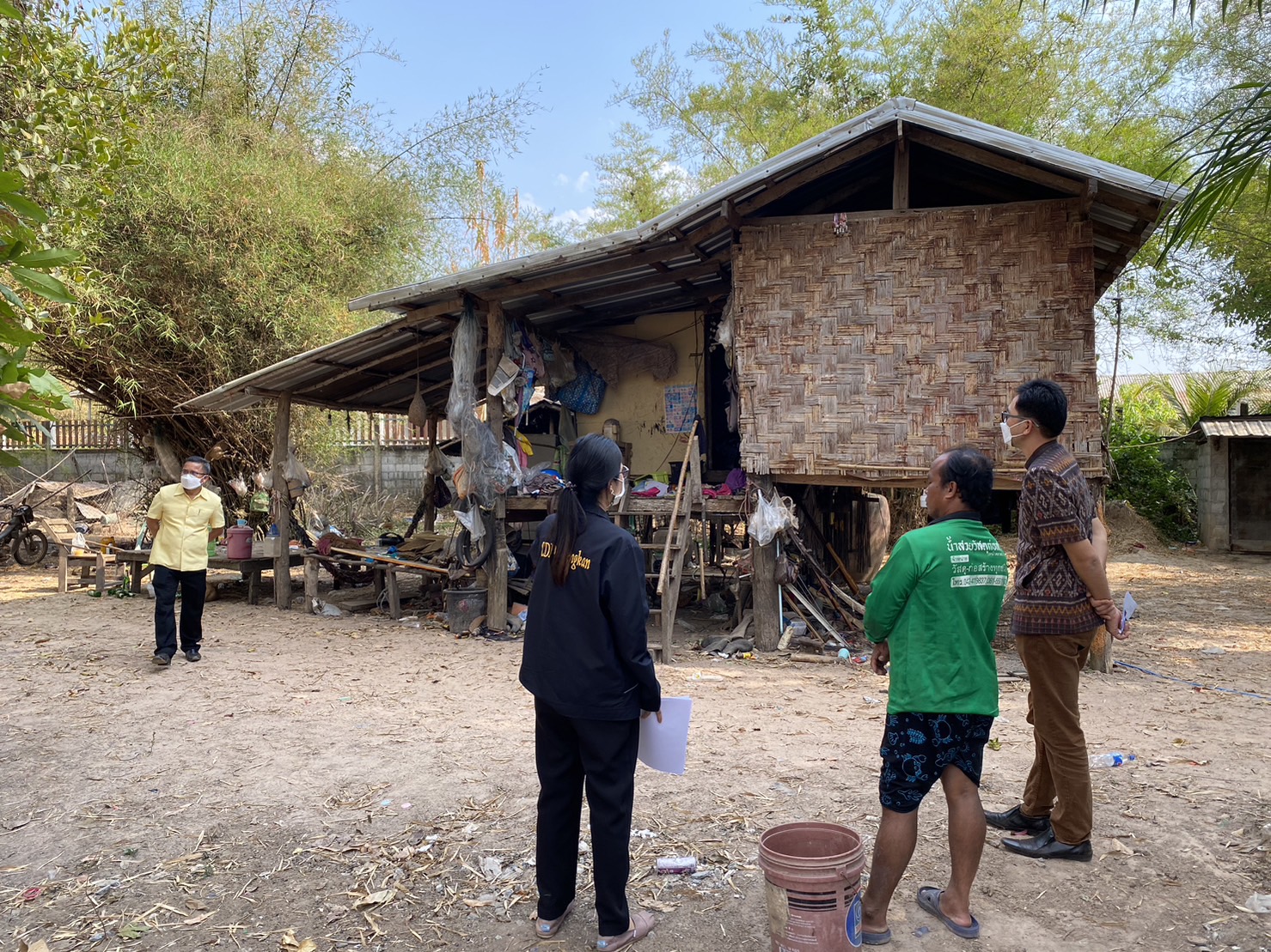 พช.หนองคาย ติตตามและสนับสนุนการดำเนินงานโครงการบ้านห่วงใยจากใจ GLO