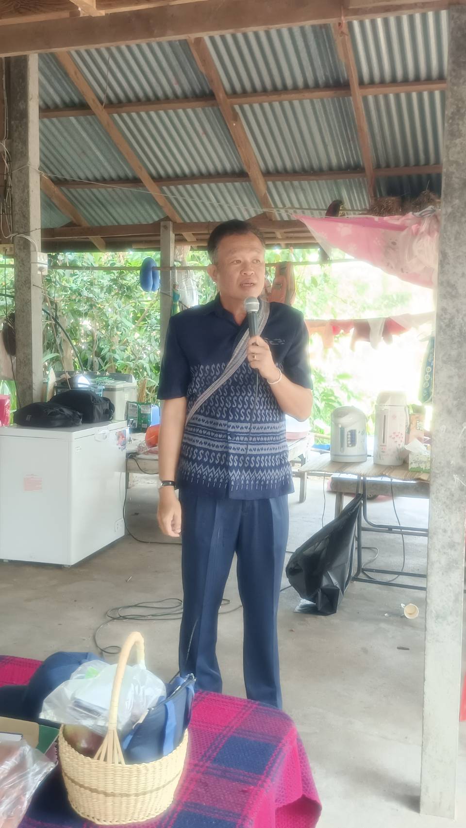 สำนักงานพัฒนาชุมชนจังหวัดหนองคาย รณรงค์การใช้ถุงผ้าและแก้วเก็บความเย็นแทนการใช้ถุงพลาสติก