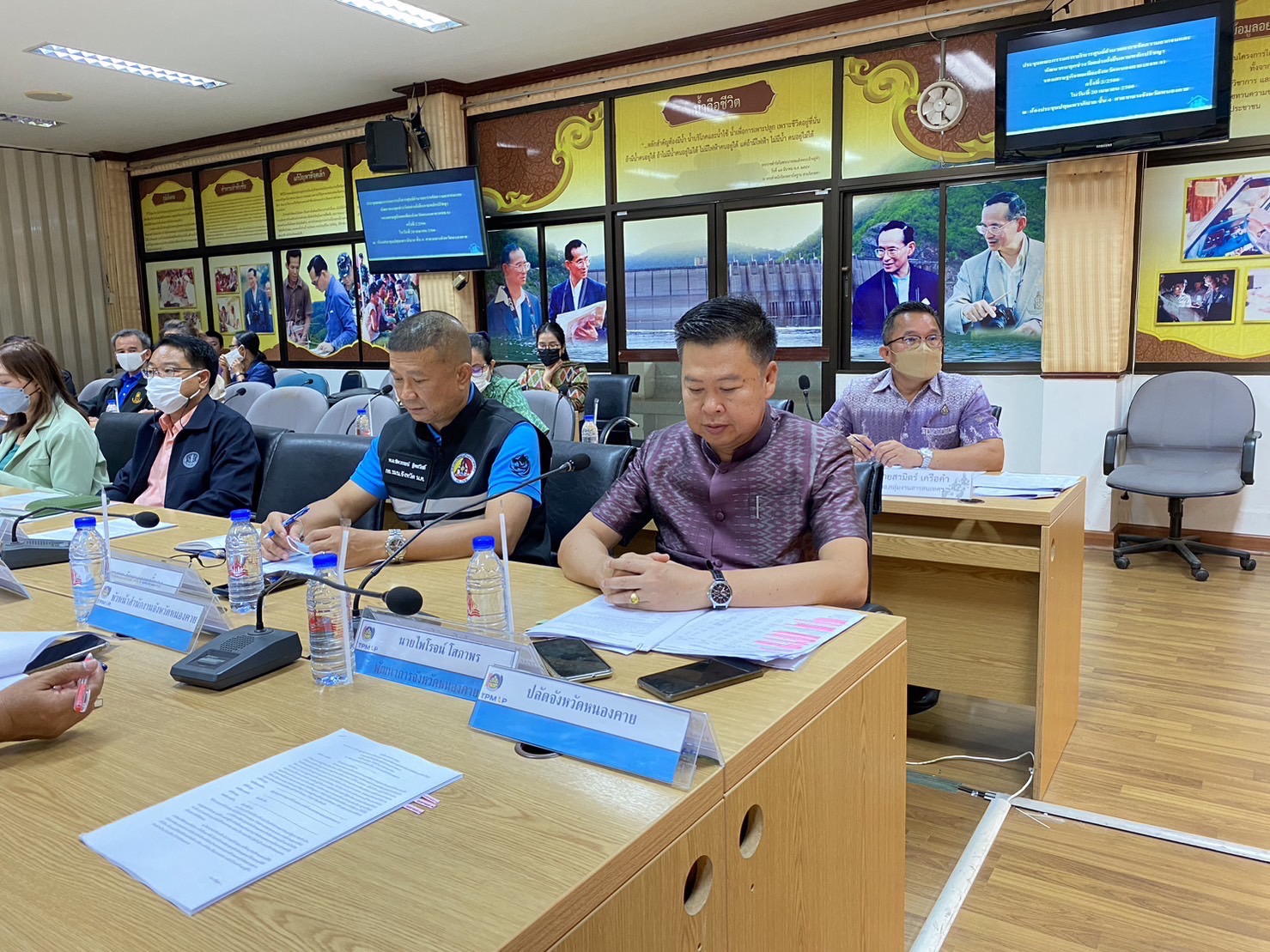 พช.หนองคาย : ประชุมคณะกรรมการบริหารศูนย์อำนวยการขจัดความยากจนและพัฒนาคนทุกช่วงวัยอย่างยั่งยืนตามหลักปรัชญาของเศรษฐกิจพอเพียงจังหวัดหนองคาย(คจพ.จ.นค.) ครั้งที่ 2/2566