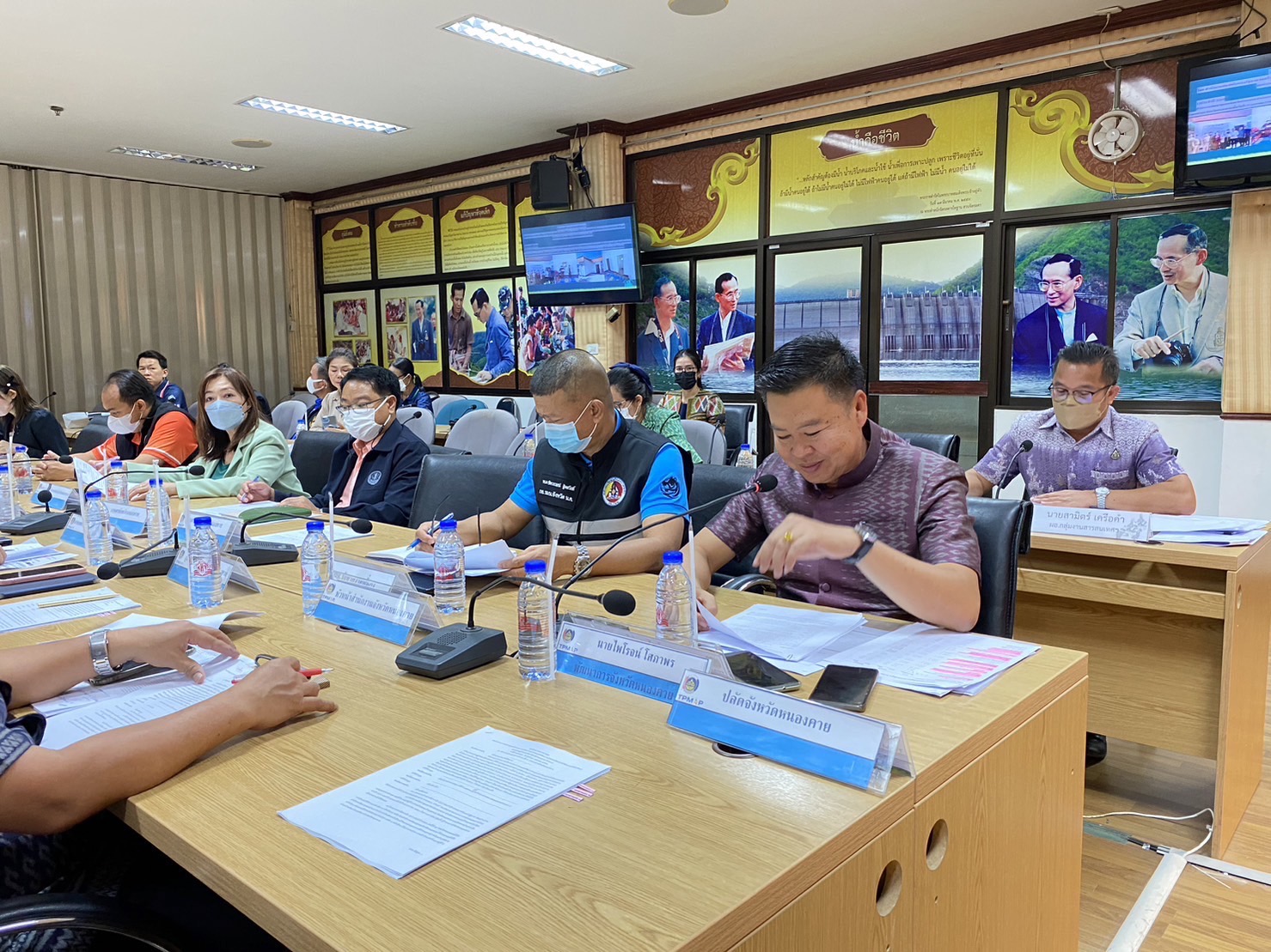 พช.หนองคาย : ประชุมคณะกรรมการบริหารศูนย์อำนวยการขจัดความยากจนและพัฒนาคนทุกช่วงวัยอย่างยั่งยืนตามหลักปรัชญาของเศรษฐกิจพอเพียงจังหวัดหนองคาย(คจพ.จ.นค.) ครั้งที่ 2/2566