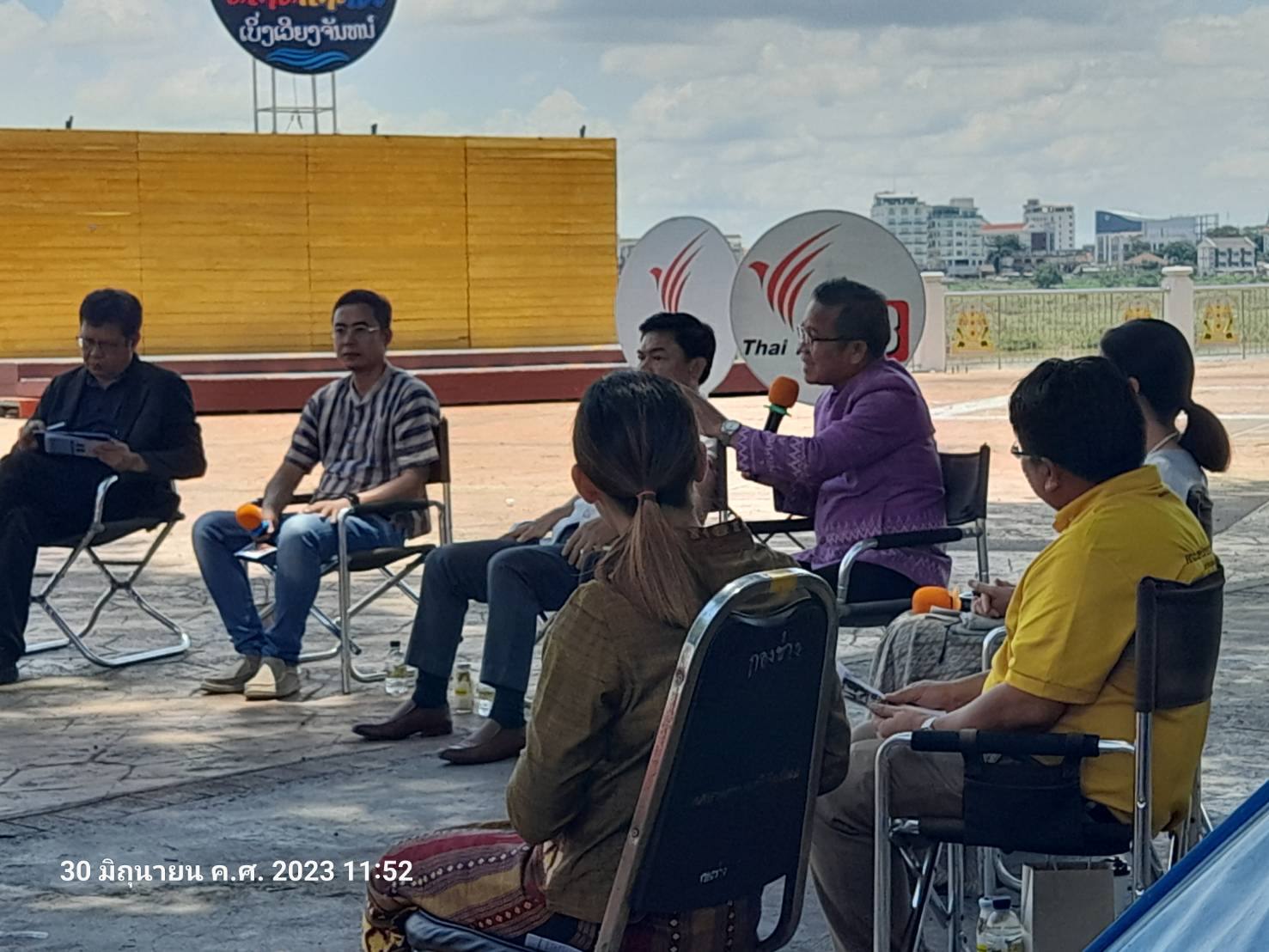 พช.หนองคาย ร่วมเป็นวิทยากรรายการไทยพีบีเอส “เวทีติดตามสถานการณ์การพัฒนาระเบียงเศรษฐกิจอีสาน กรณี : การพัฒนาเศรษฐกิจชุมชนสู่การค้าชายแดนพื้นที่จังหวัดหนองคาย”