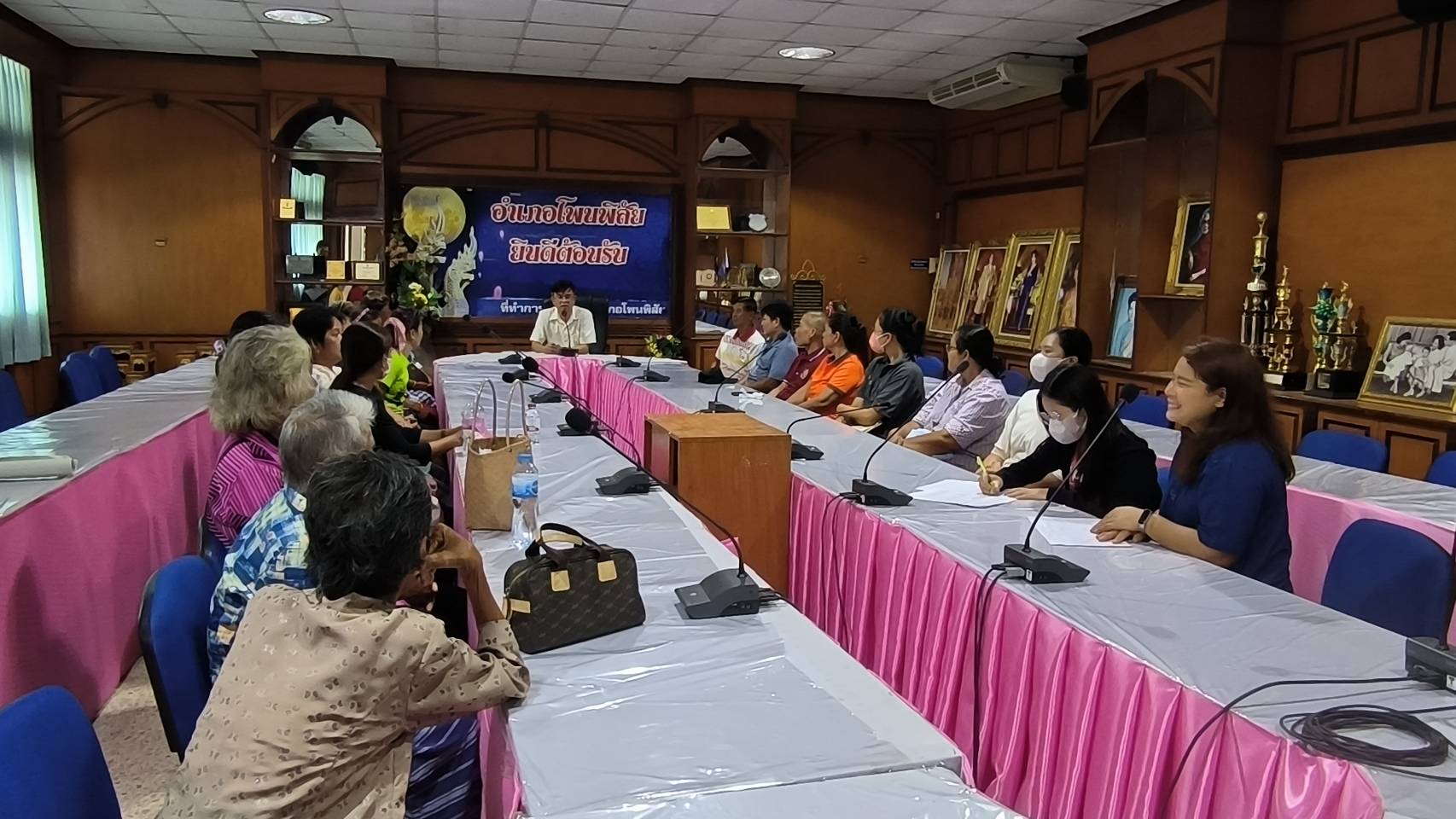 พช.หนองคาย ดำเนินโครงการพัฒนาคุณภาพชีวิตครัวเรือนยากจนและผู้ด้อยโอกาส ลดความเหลื่อมล้ำ อำเภอโพนพิสัย