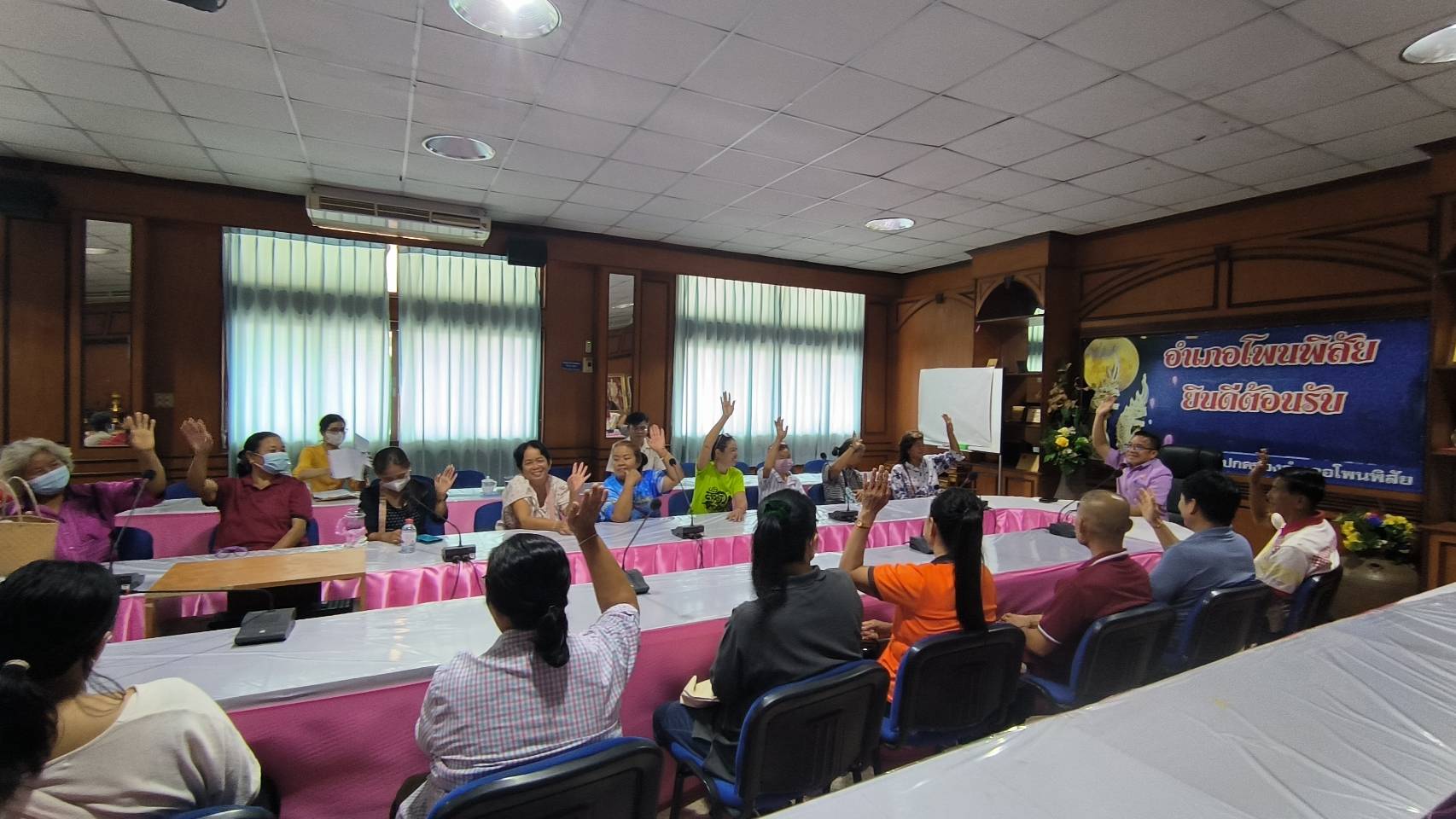 พช.หนองคาย ดำเนินโครงการพัฒนาคุณภาพชีวิตครัวเรือนยากจนและผู้ด้อยโอกาส ลดความเหลื่อมล้ำ อำเภอโพนพิสัย