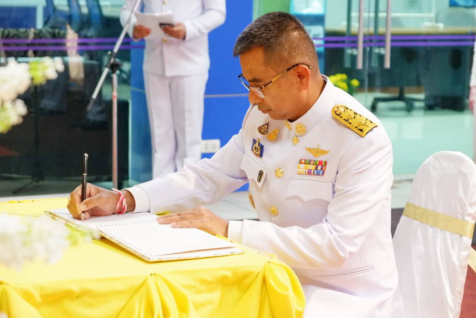 พช.หนองคาย ร่วมกิจกรรมเฉลิมพระเกียรติพระบาทสมเด็จพระเจ้าอยู่หัว เนื่องในโอกาสวันเฉลิมพระชนมพรรษา 28 กรกฎาคม 2566