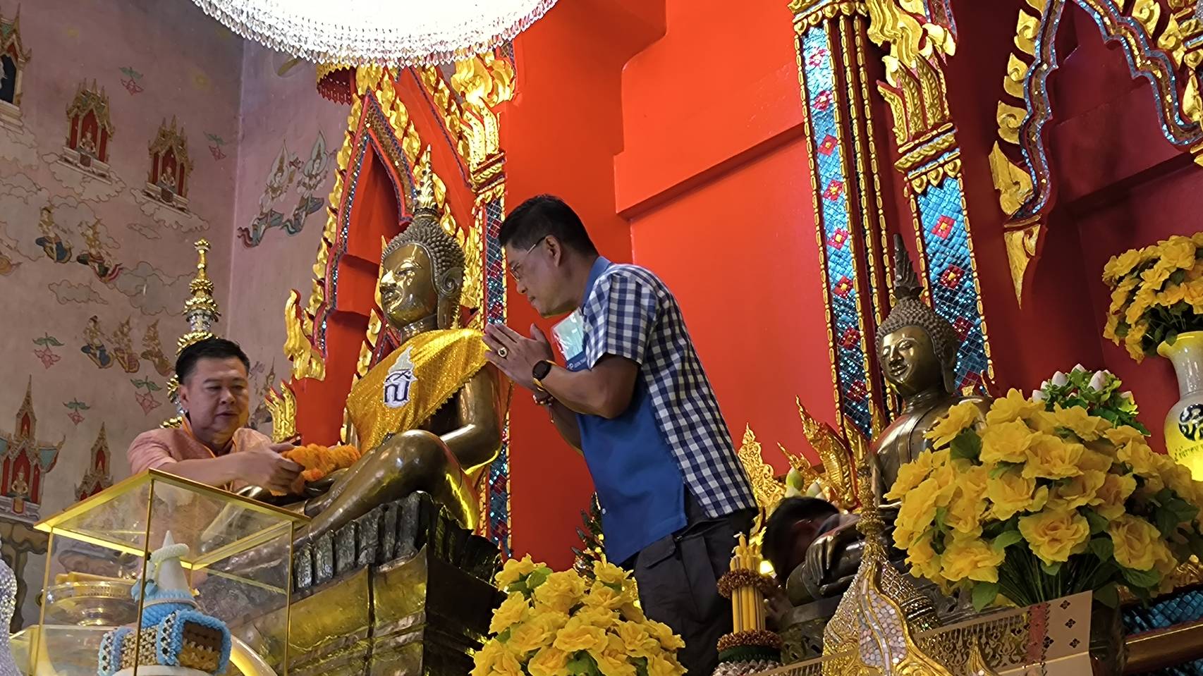 พัฒนาการจังหวัดหนองคาย สักการะสิ่งศักดิ์สิทธิ์ จ.หนองคาย และไหว้ลาผู้ว่าฯ รองผู้ว่าฯ ก่อนเข้าดำรงตำแหน่งเลขานุการกรมฯ