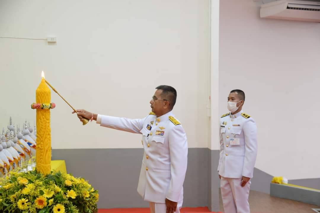 พช.หนองคาย ร่วมพิธีถวายเครื่องราชสักการะและวางพานพุ่ม และพิธีจุดเทียนชัยถวายพระพรชัยมงคล พระบาทสมเด็จพระเจ้าอยู่หัว เนื่องในโอกาสมหามงคลวันเฉลิมพระชนพรรษา 28 กรกฎาคม 2566