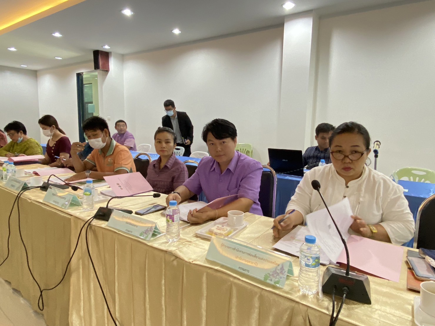 พช.หนองคาย ประชุมคณะกรรมการขับเคลื่อนศูนย์แสดงและจำหน่ายผลิตภัณฑ์ OTOP จังหวัดหนองคาย ครั้งที่ 2/2566