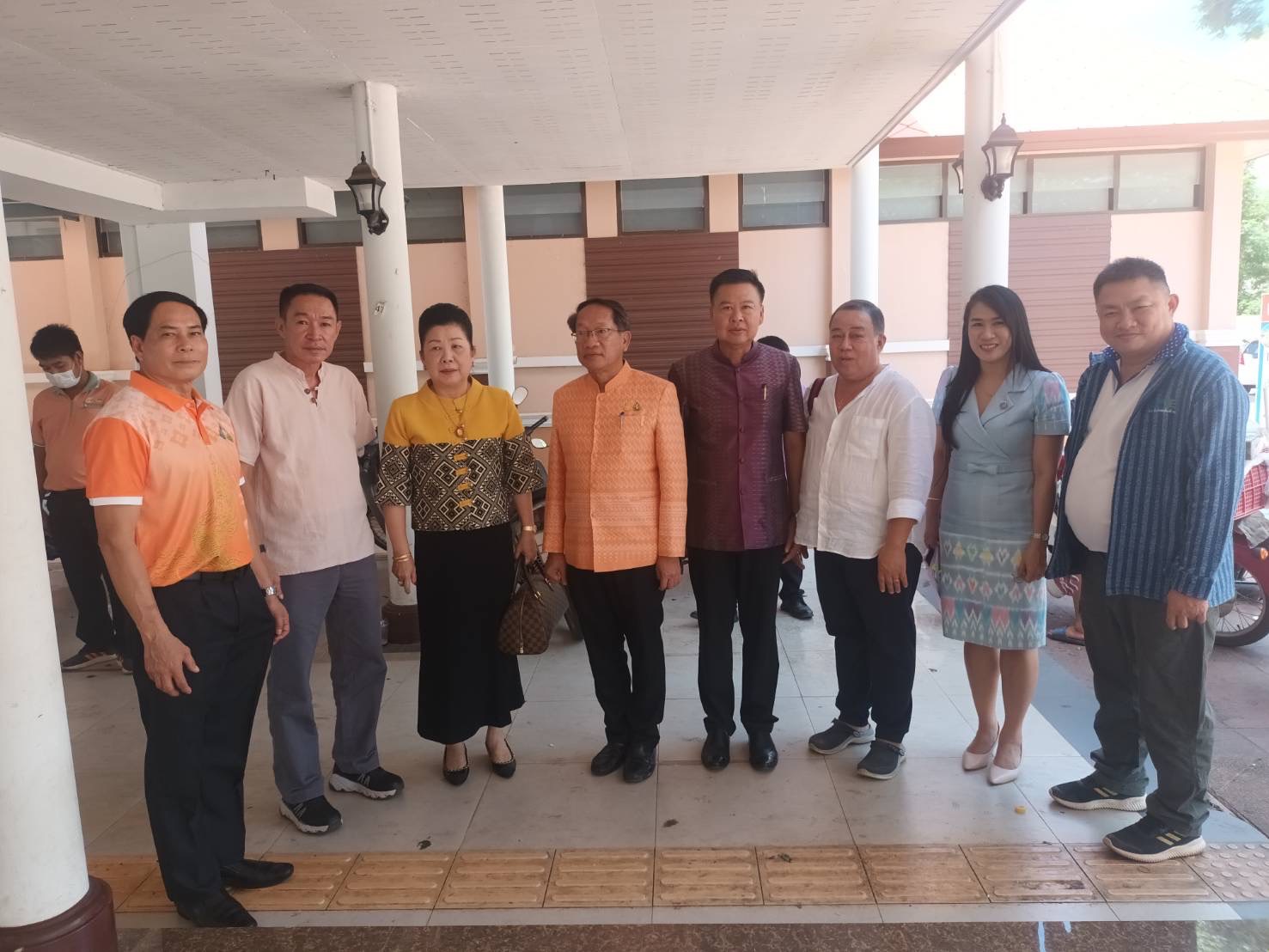 พช.หนองคาย ประชุมคณะกรรมการขับเคลื่อนศูนย์แสดงและจำหน่ายผลิตภัณฑ์ OTOP จังหวัดหนองคาย ครั้งที่ 2/2566