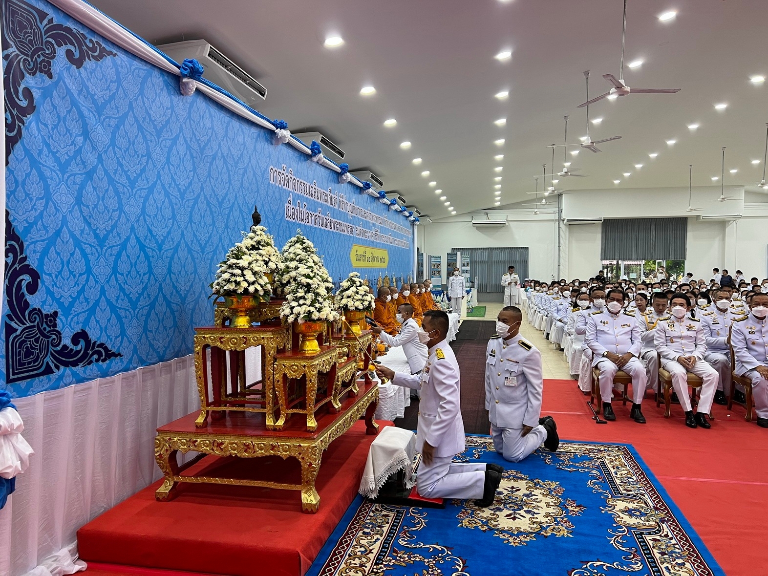 พช.หนองคาย ร่วมกิจกรรมทำบุญตักบาตรและพิธีทางศาสนามหามงคล วันแม่แห่งชาติ 12 สิงหาคม 2566