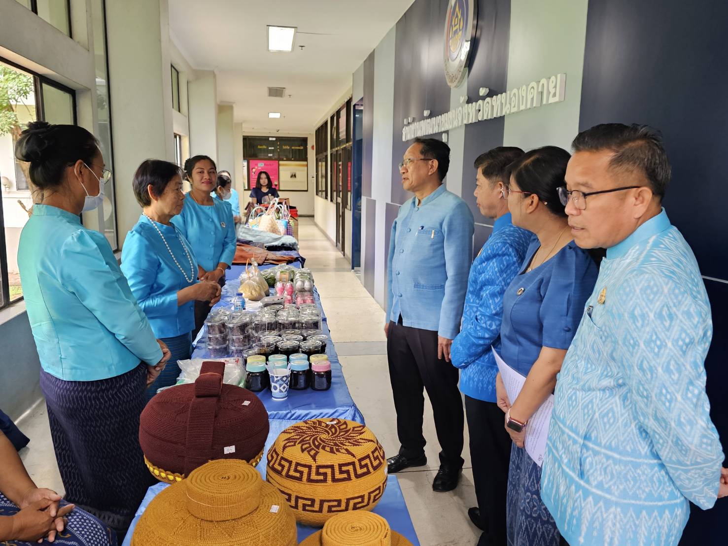 กองทุนพัฒนาบทบาทสตรีจังหวัดหนองคายขับเคลื่อนนโยบาย “ลดหนี้ ลดความเดือดร้อน”