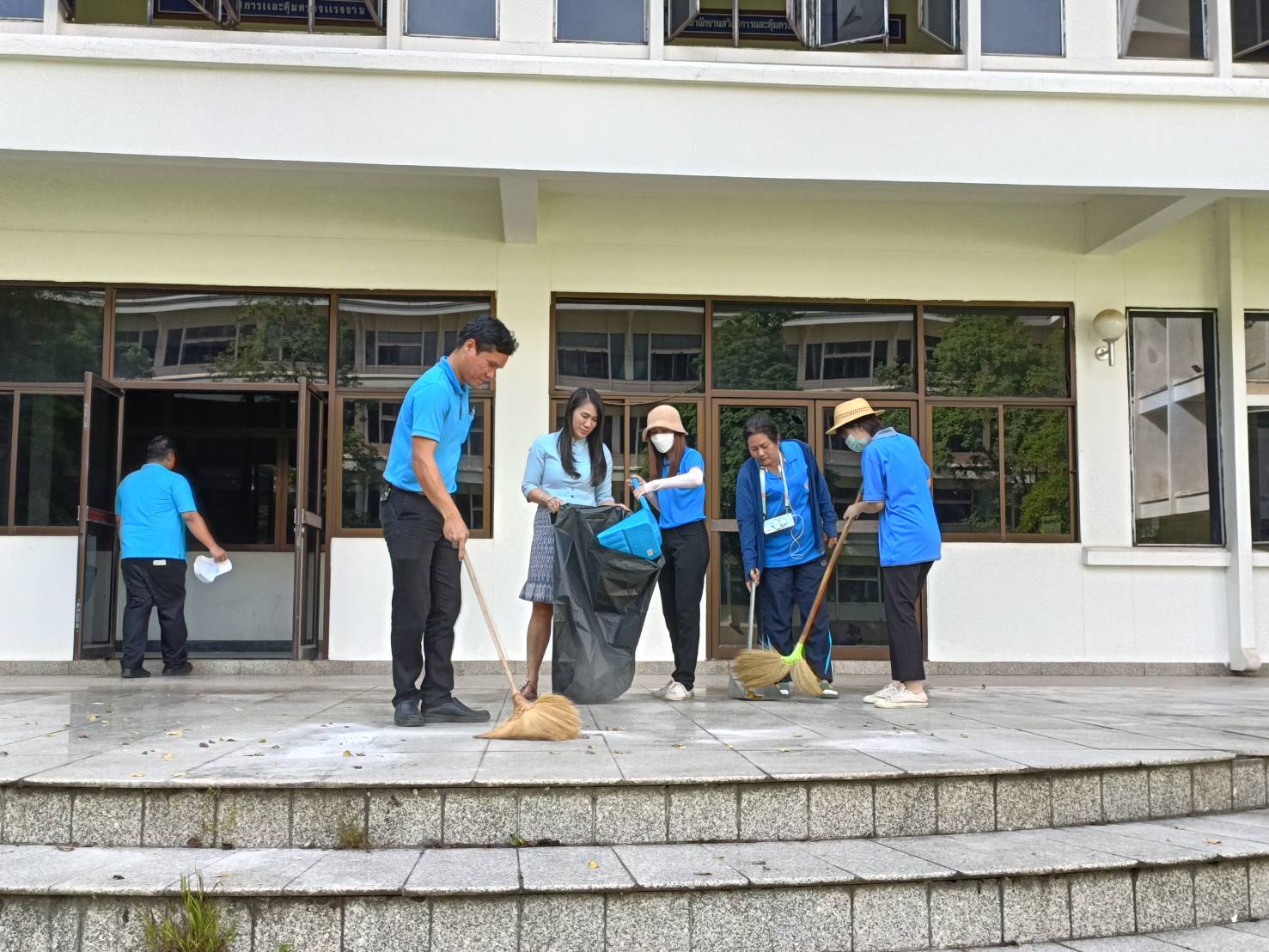 พช.หนองคาย ร่วมกิจกรรมโครงการบ้านสวยเมืองงาม “หนองคายเมืองท่องเที่ยวและน่าอยู่ ริมฝั่งโขง”