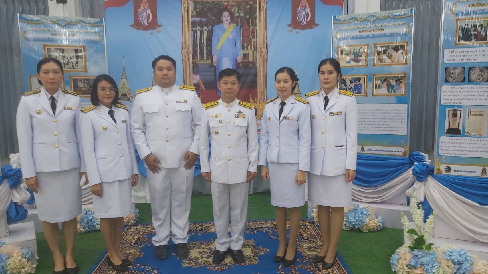 พช.หนองคาย ร่วมพิธีถวายเครื่องราชสักการะ วางพานพุ่ม และพิธีจุดเทียนชัยถวายพระพรชัยมงคล สมเด็จพระนางเจ้าสิริกิตติ์ พระบรมราชินีนาถ พระบรมราชชนนีพันปีหลวง เนื่องในโอกาสมหามงคลเฉลิมพระชนมพรรษา 91 พรรษา 12 สิงหาคม 2566