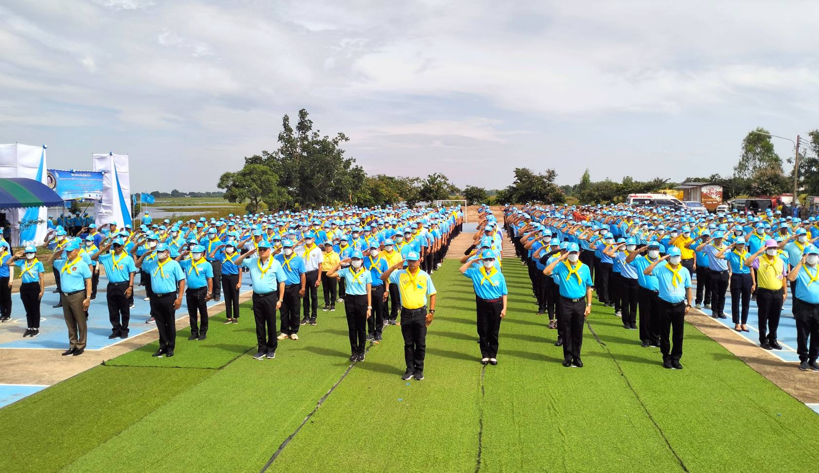 พช.หนองคาย ร่วมกิจกรรมจิตอาสาพัฒนาเฉลิมพระเกียรติสมเด็จพระนางเจ้าสิริกิติ์ พระบรมราชินีนาถ พระบรมราชชนนีพันปีหลวง