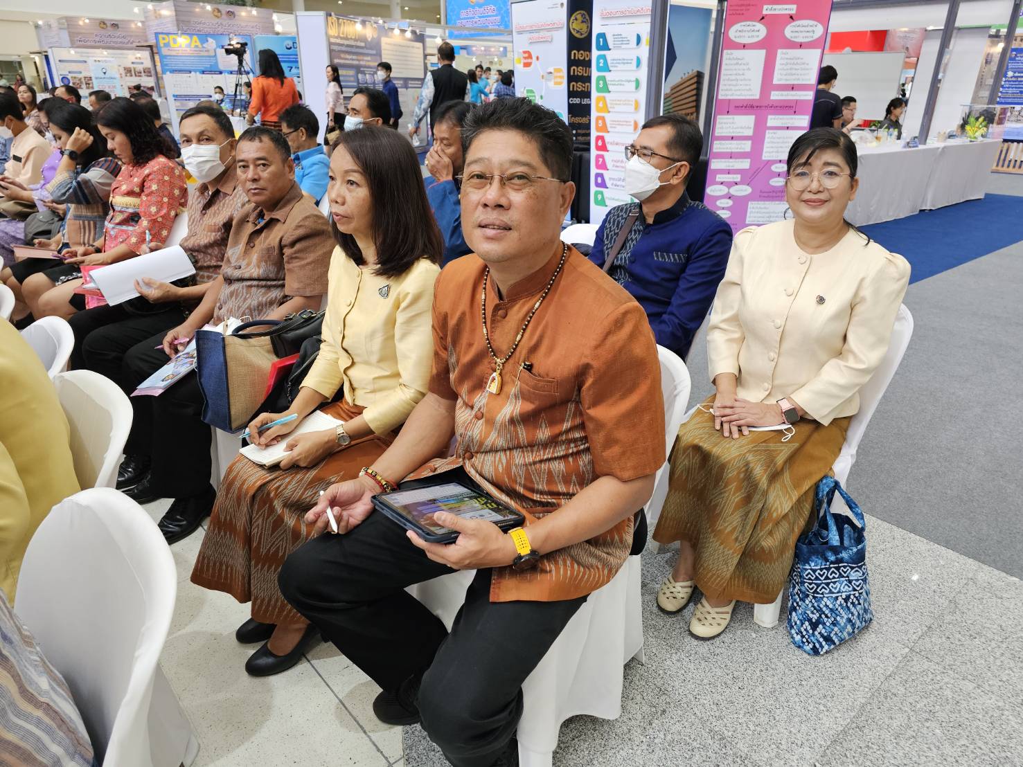 พช.หนองคาย ร่วมโครงการเพิ่มประสิทธิภาพการบริหารงานทุนชุมชน