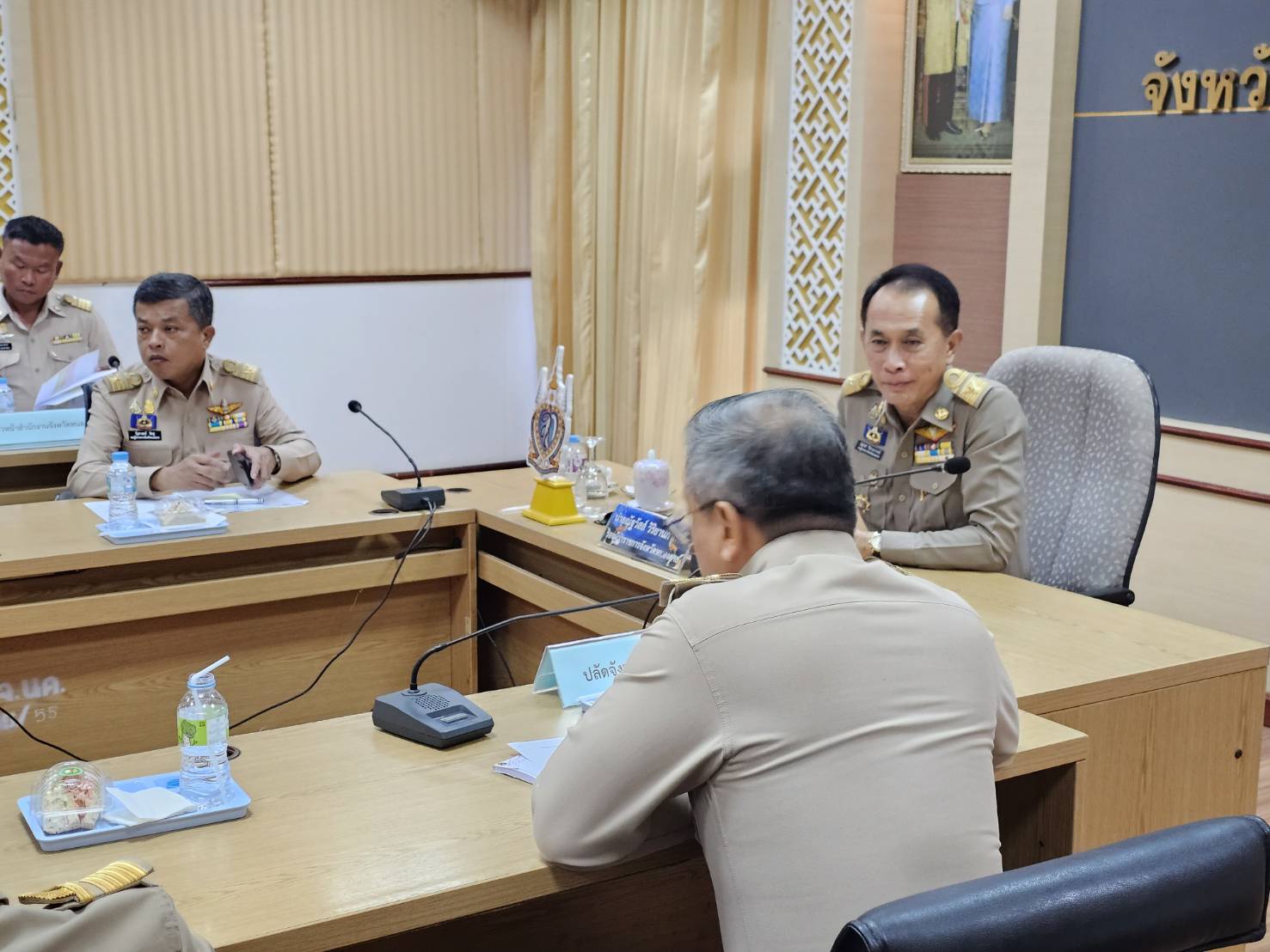 พช.หนองคาย ร่วมการประชุมขับเคลื่อนนโยบายของรัฐบาลและภารกิจสำคัญของกระทรวงมหาดไทย ผ่านระบบโทรทัศน์กรมการปกครอง DOPA CHANNEL