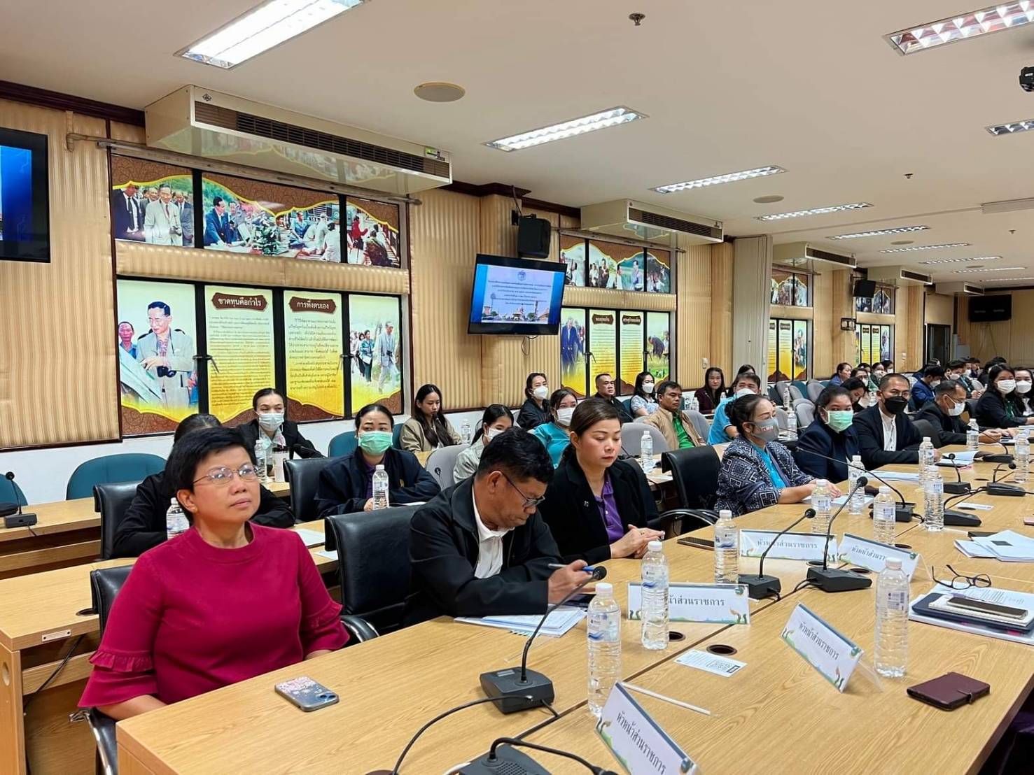 พช.หนองคาย ร่วมโครงการฝึกอบรมเตรียมความพร้อมด้านการเงินการคลัง การบัญชีและการพัสดุ ภายใต้โครงการเพิ่มขีดความสมรรถนะการบริหารงานจังหวัดแบบบูรณาการ เพื่อเสริมสร้างสมรรถนะและองค์ความรู้ให้กับบุคลากรของหน่วยงานภาครัฐ