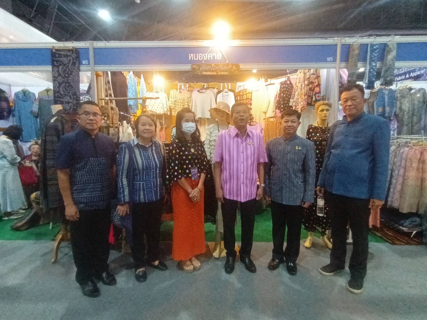 พช.หนองคาย ร่วมพิธีเปิดงาน OTOP Midyear 2023 “ที่สุดแห่งภูมิปัญญา รังสรรค์จากการพัฒนา เพิ่มมูลค่าเศรษฐกิจไทย”